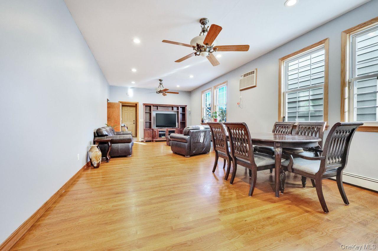 Single Family Oxford Nassau County, NY 11565, MLS-917773-7