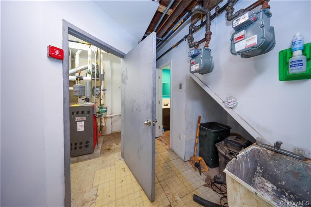 Commercial Sale Gerritsen Brooklyn, NY 11229, MLS-917780-18