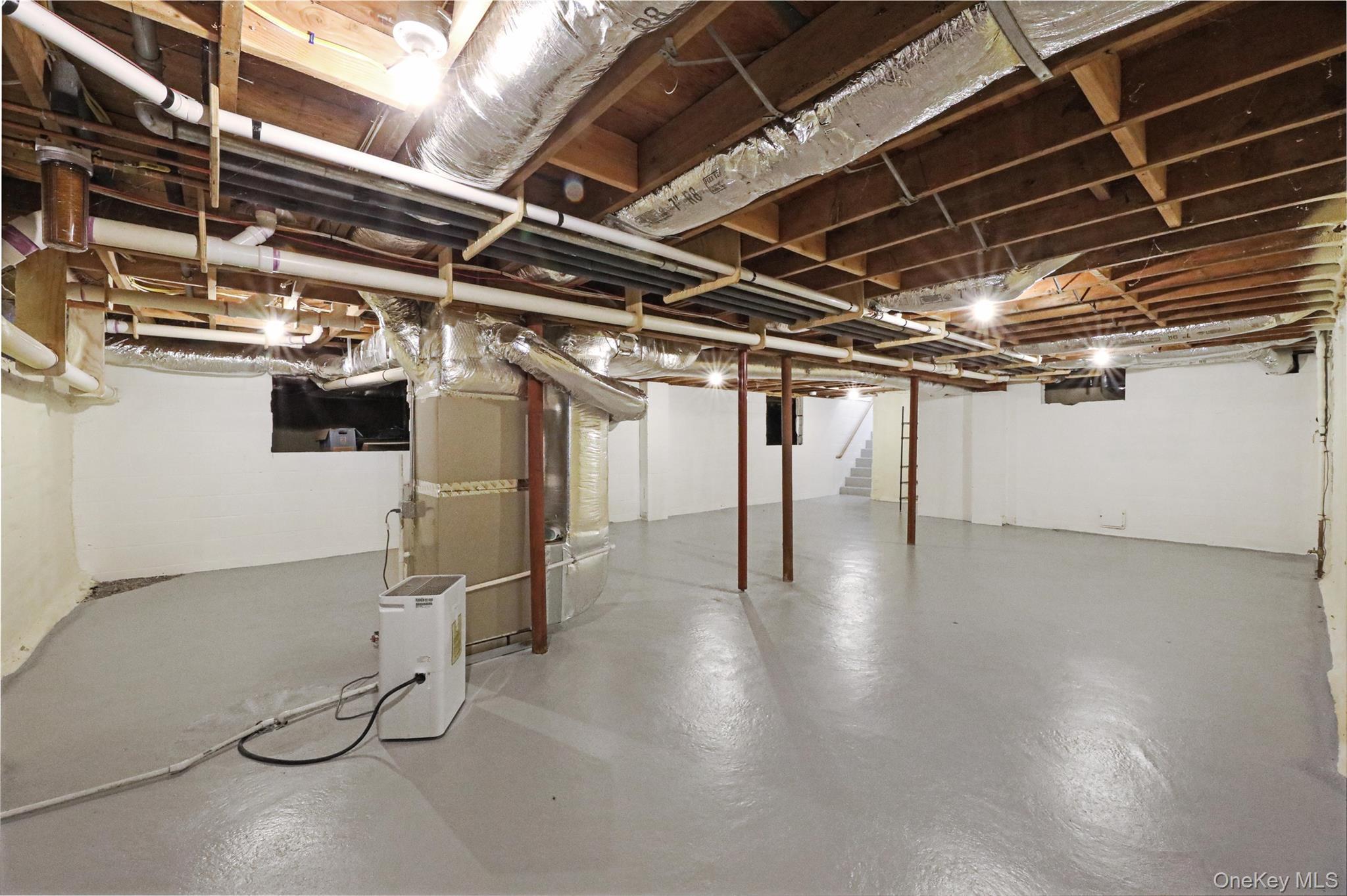 Single Family Canvasback Suffolk County, NY 11942, MLS-917811-34