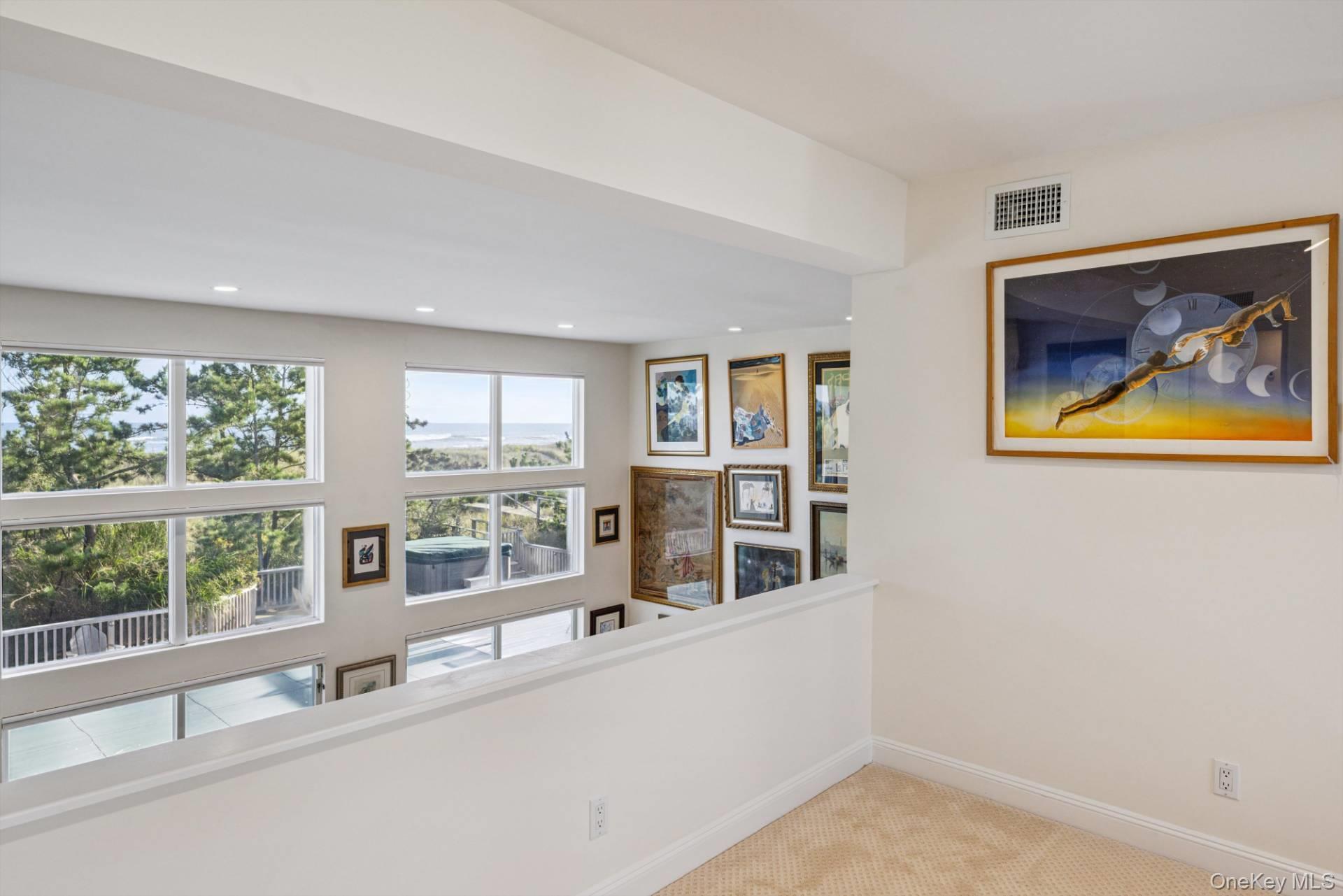 Single Family Dune Suffolk County, NY 11978, MLS-917825-17