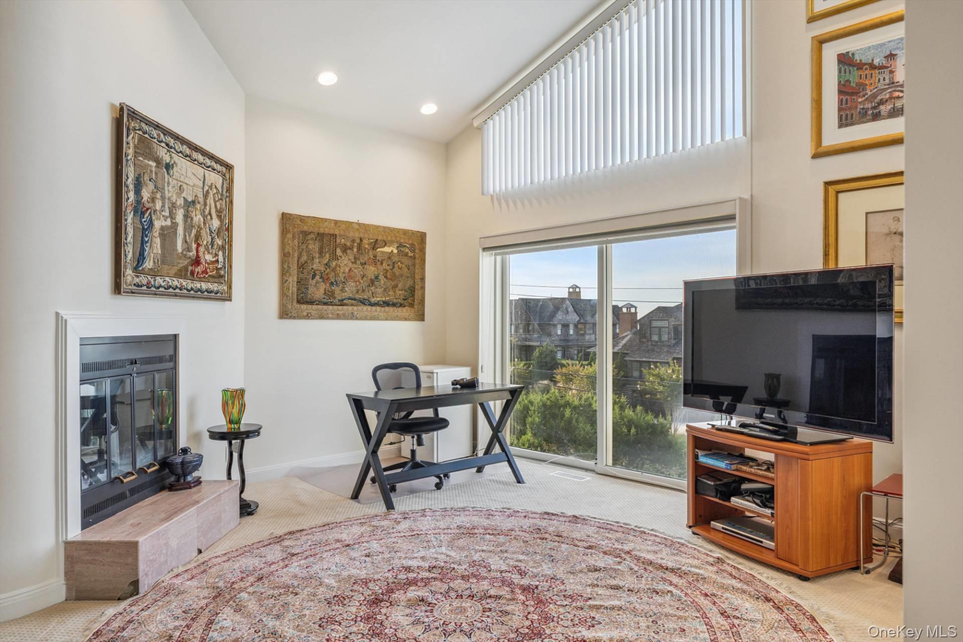 Single Family Dune Suffolk County, NY 11978, MLS-917825-19