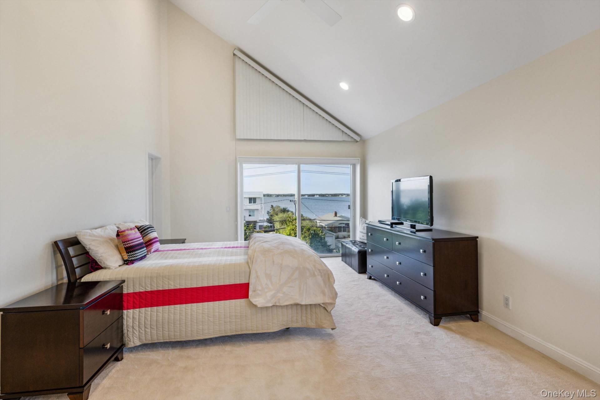 Single Family Dune Suffolk County, NY 11978, MLS-917825-22