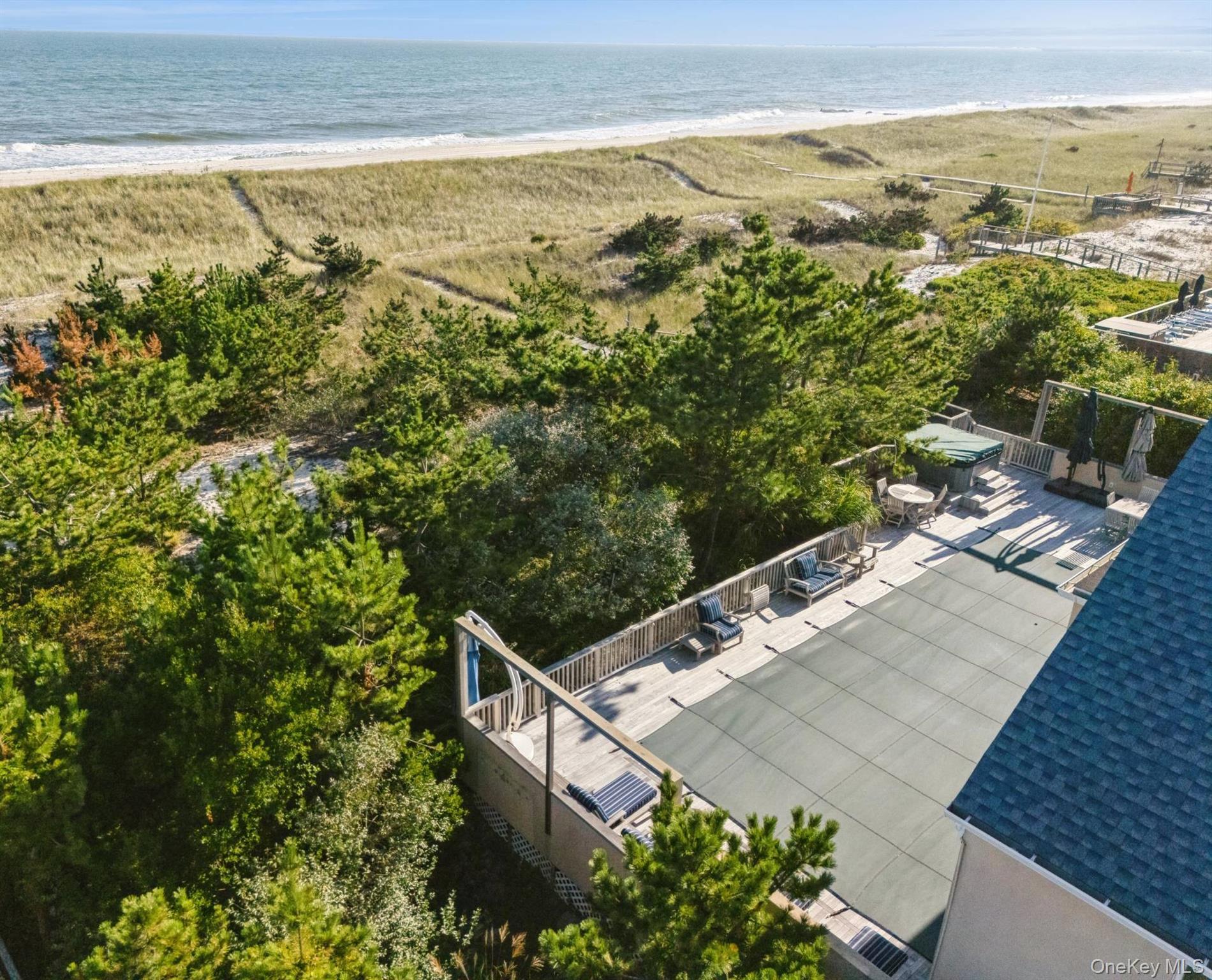 Single Family Dune Suffolk County, NY 11978, MLS-917825-29