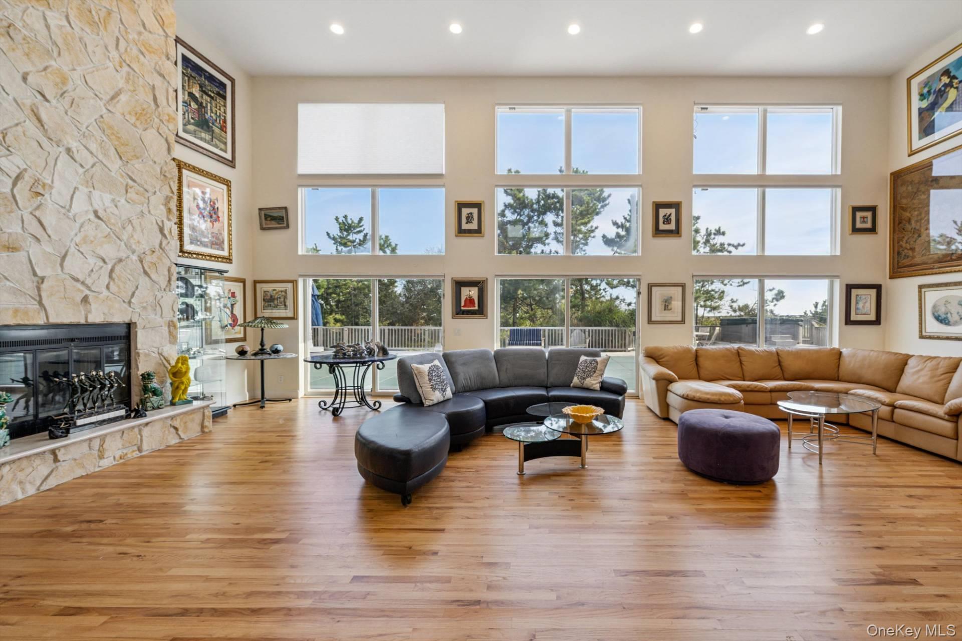 Single Family Dune Suffolk County, NY 11978, MLS-917825-7