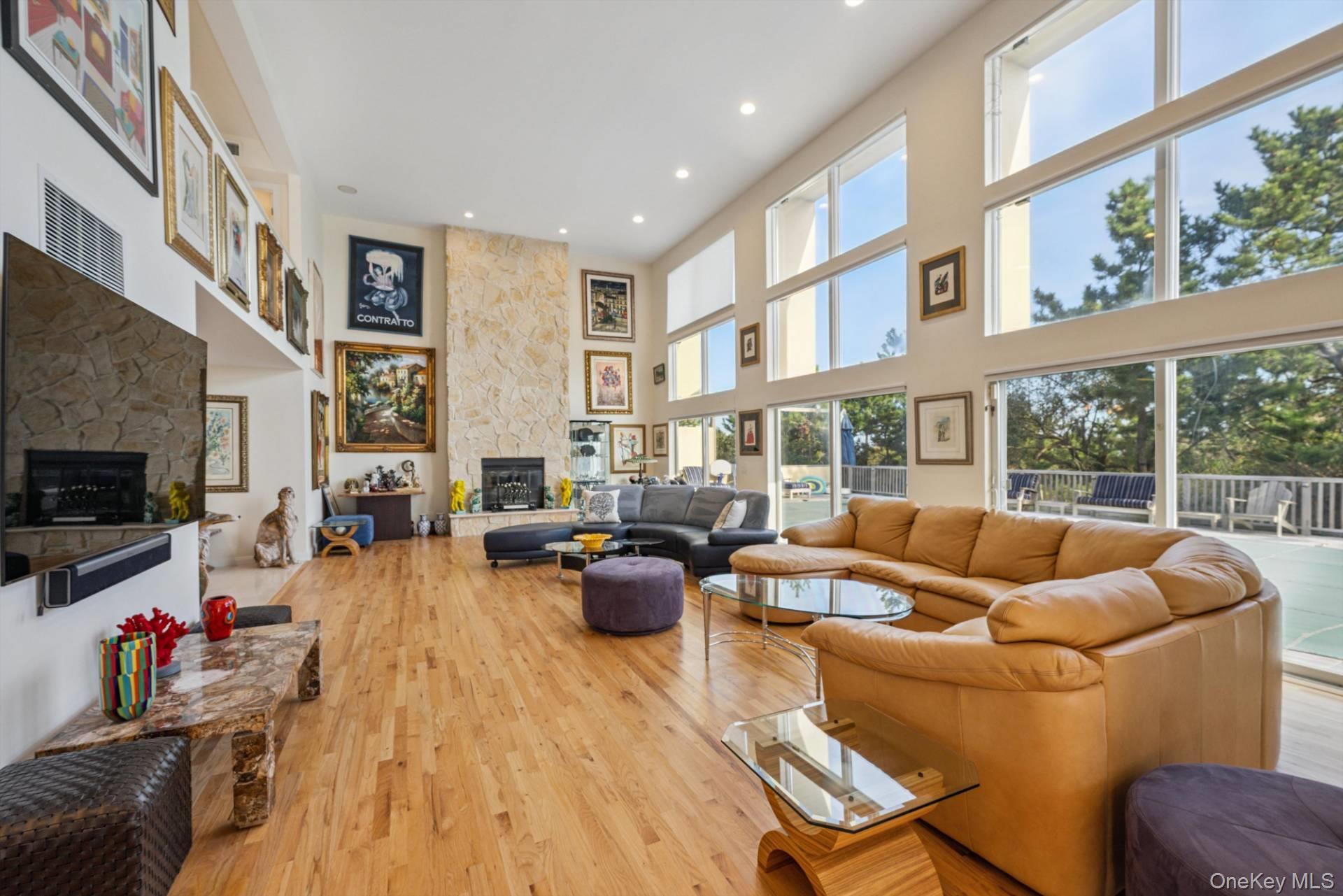 Single Family Dune Suffolk County, NY 11978, MLS-917825-8