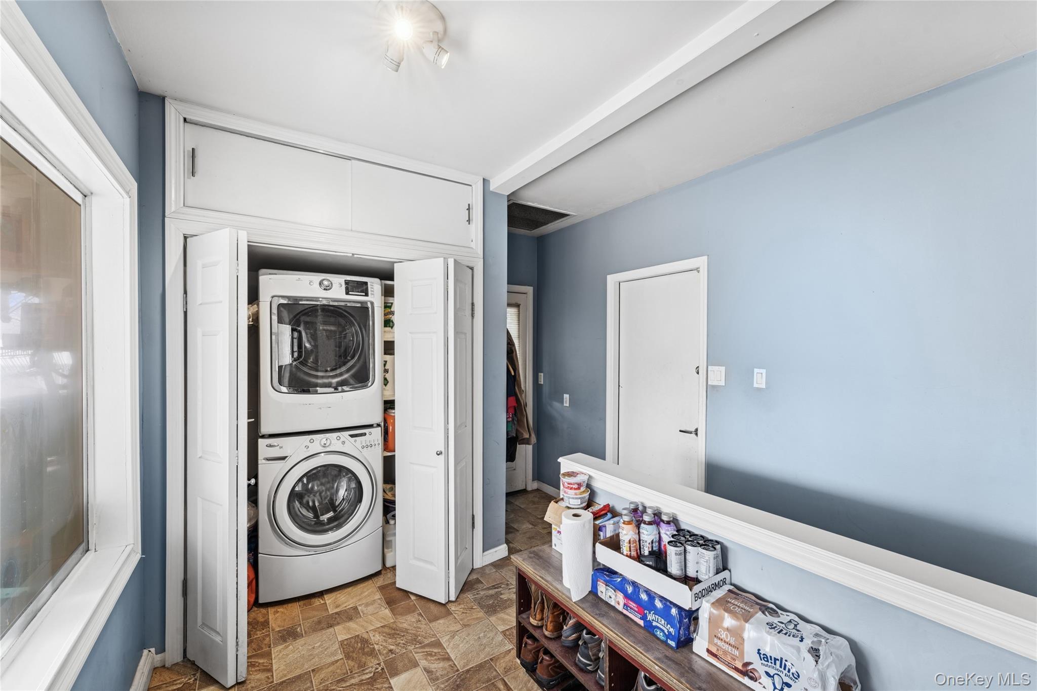 Single Family Motor  Suffolk County, NY 11749, MLS-917829-10