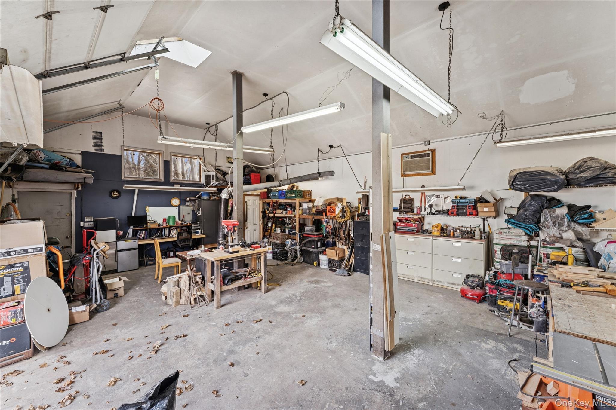 Single Family Motor  Suffolk County, NY 11749, MLS-917829-11