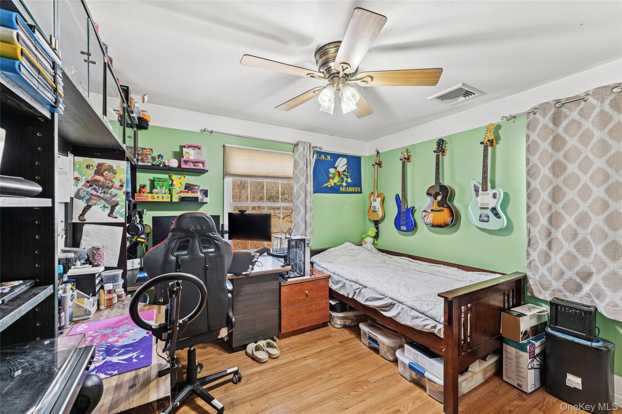 Single Family Motor  Suffolk County, NY 11749, MLS-917829-16