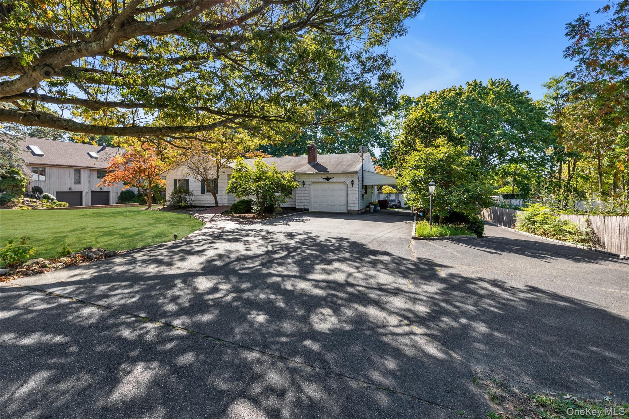 Single Family Motor  Suffolk County, NY 11749, MLS-917829-4