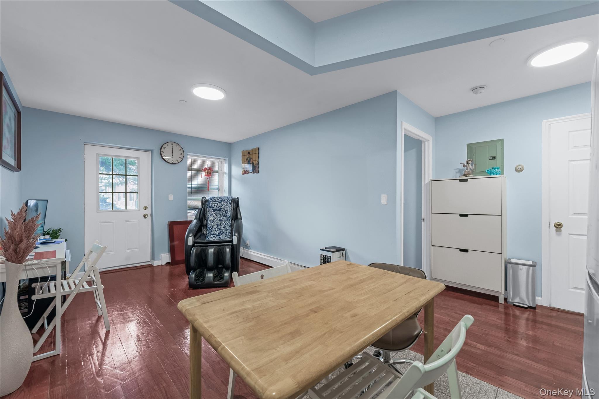 Condo Leavitt  Queens, NY 11354, MLS-917837-5