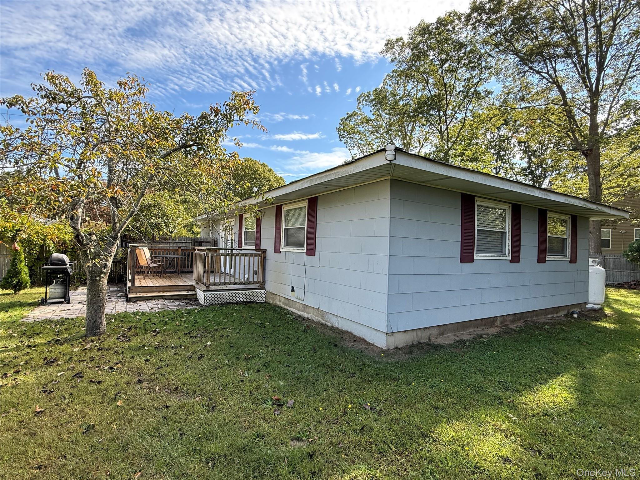 Single Family Forrest Suffolk County, NY 11967, MLS-917874-6