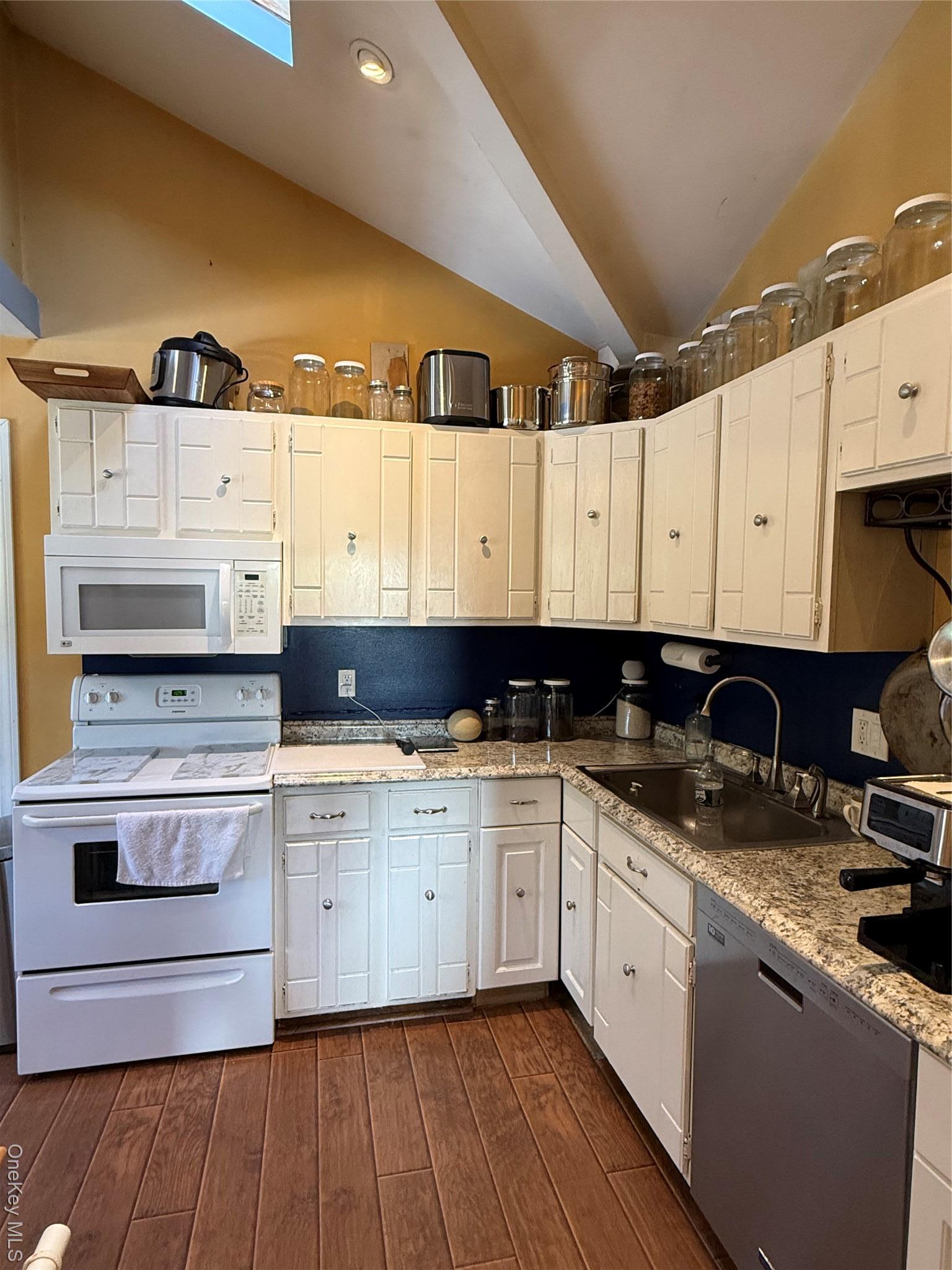 Single Family Forrest Suffolk County, NY 11967, MLS-917874-9