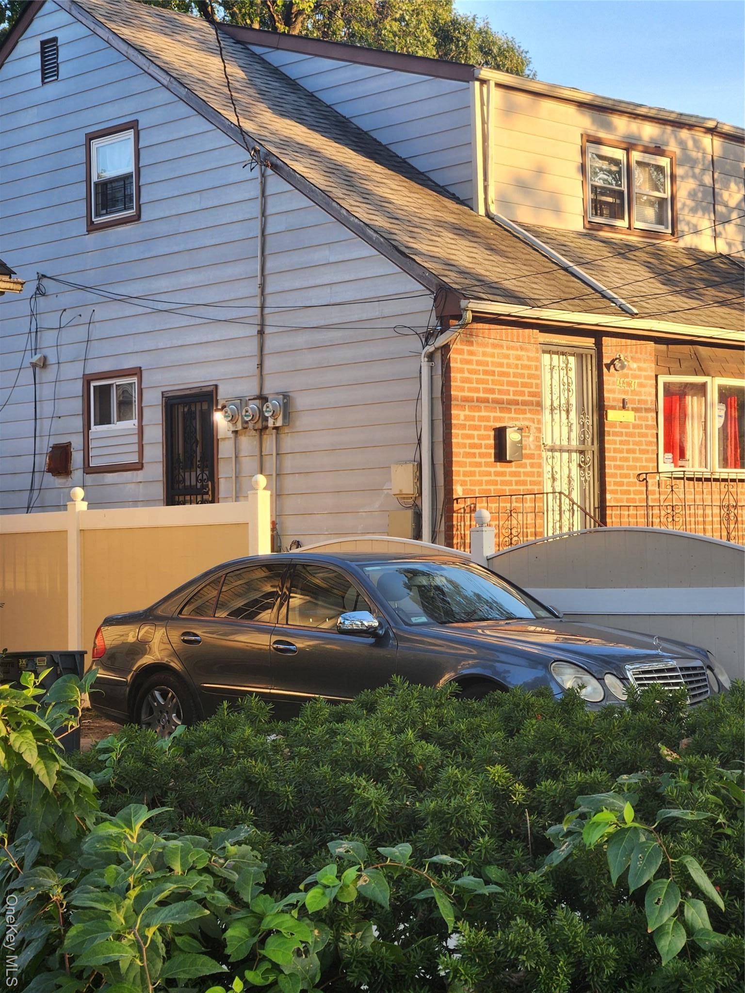 Single Family 231st  Queens, NY 11413, MLS-917878-4