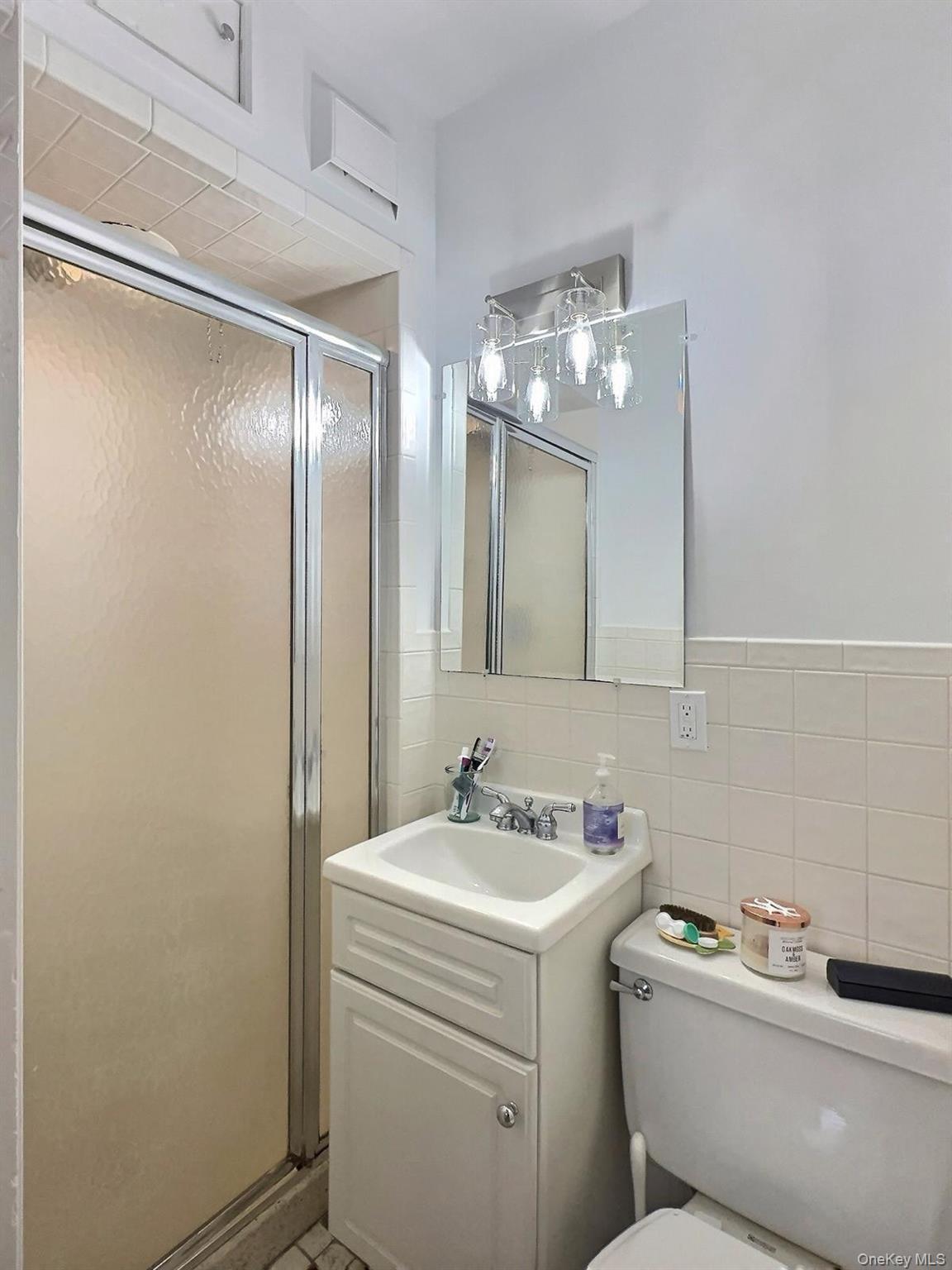 Single Family Grove  Westchester County, NY 10549, MLS-917880-27