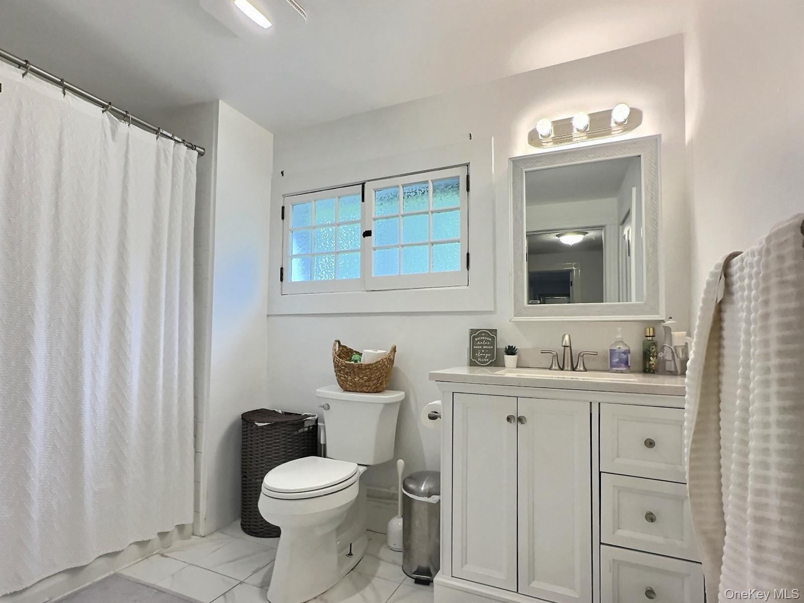 Single Family Grove  Westchester County, NY 10549, MLS-917880-28