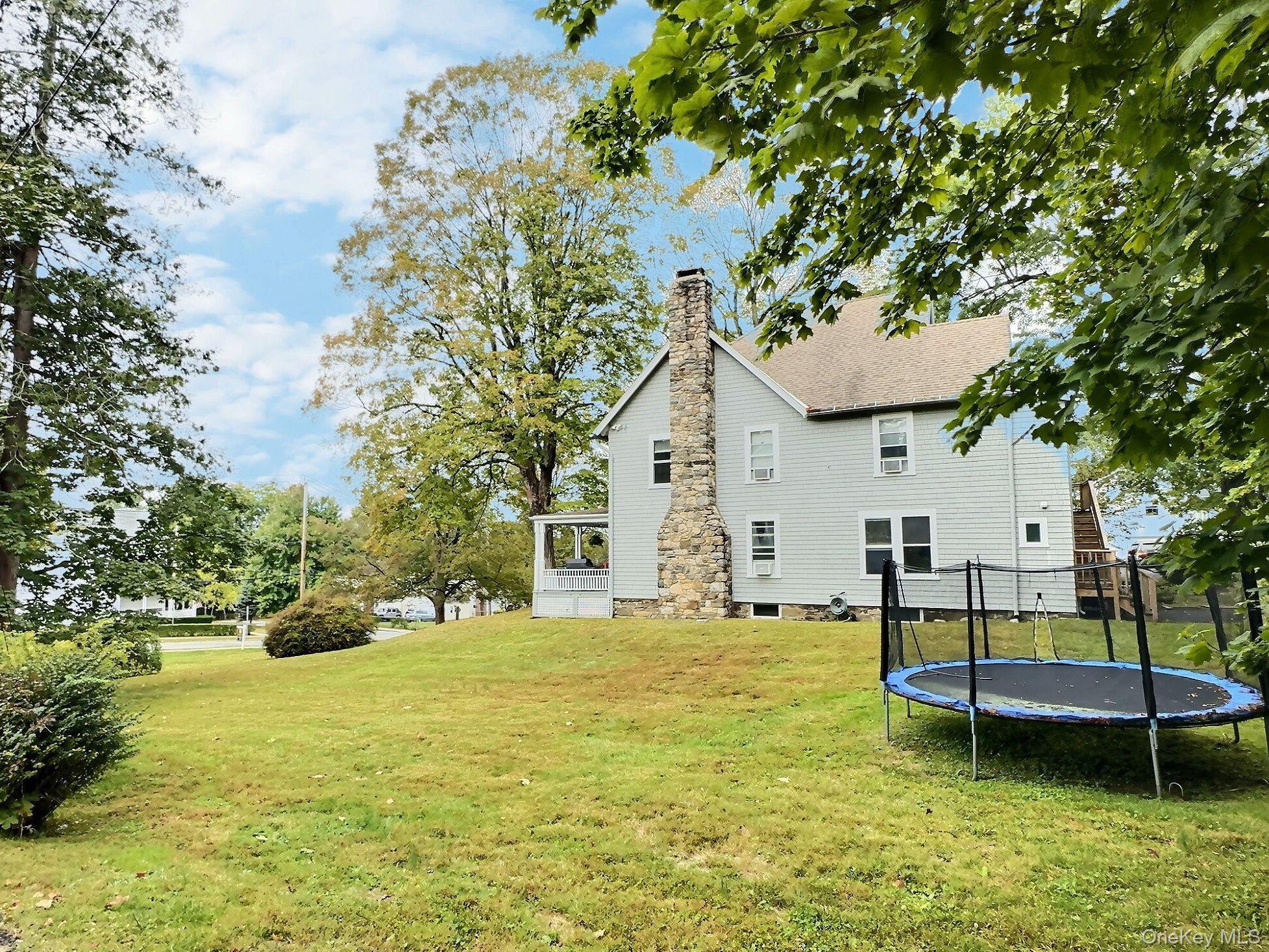 Single Family Grove  Westchester County, NY 10549, MLS-917880-4