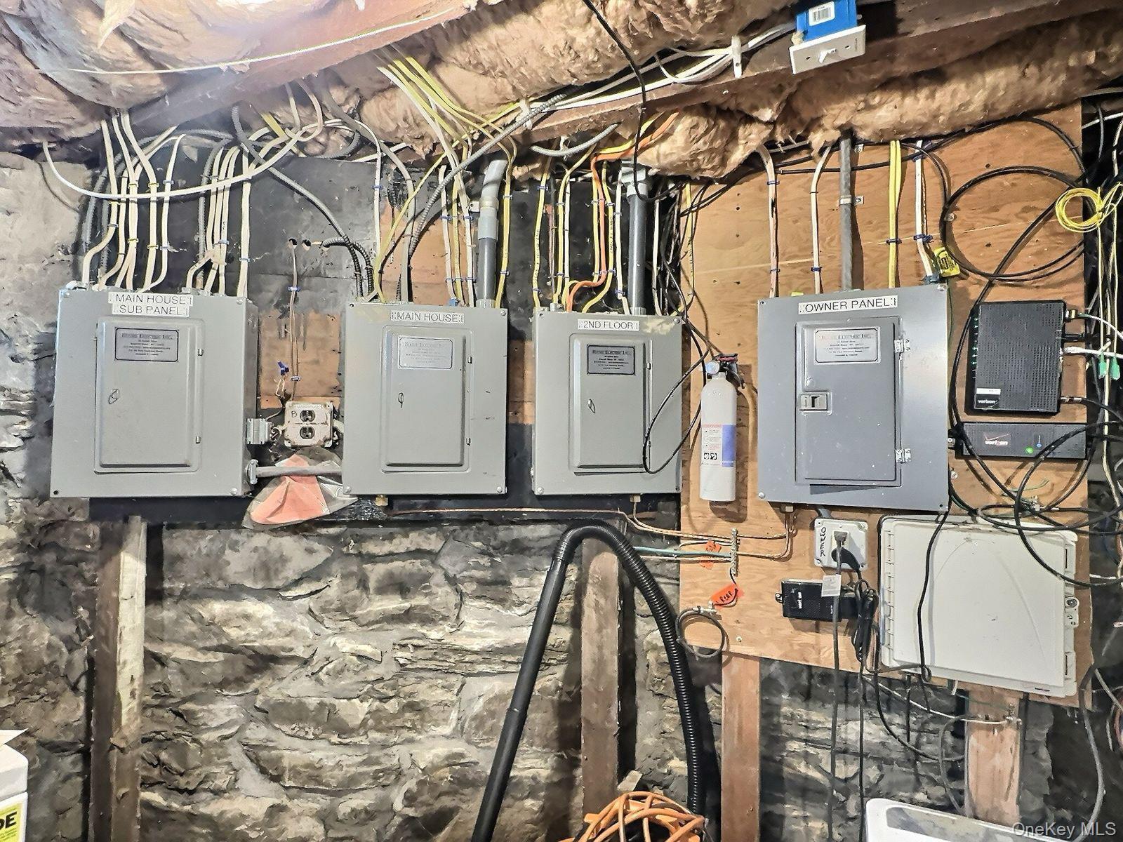 Single Family Grove  Westchester County, NY 10549, MLS-917880-50