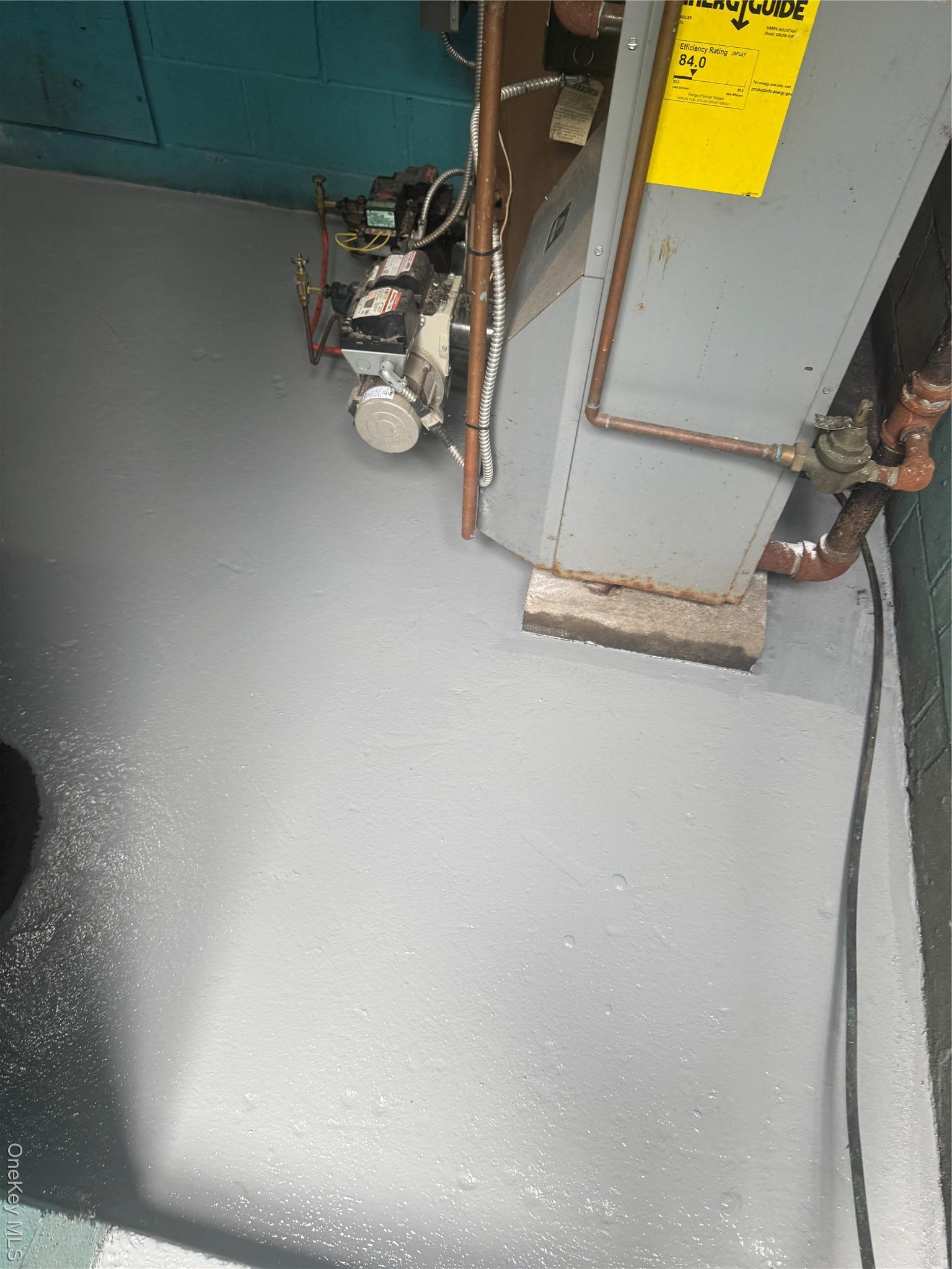 Single Family Woodmont Suffolk County, NY 11738, MLS-917884-21