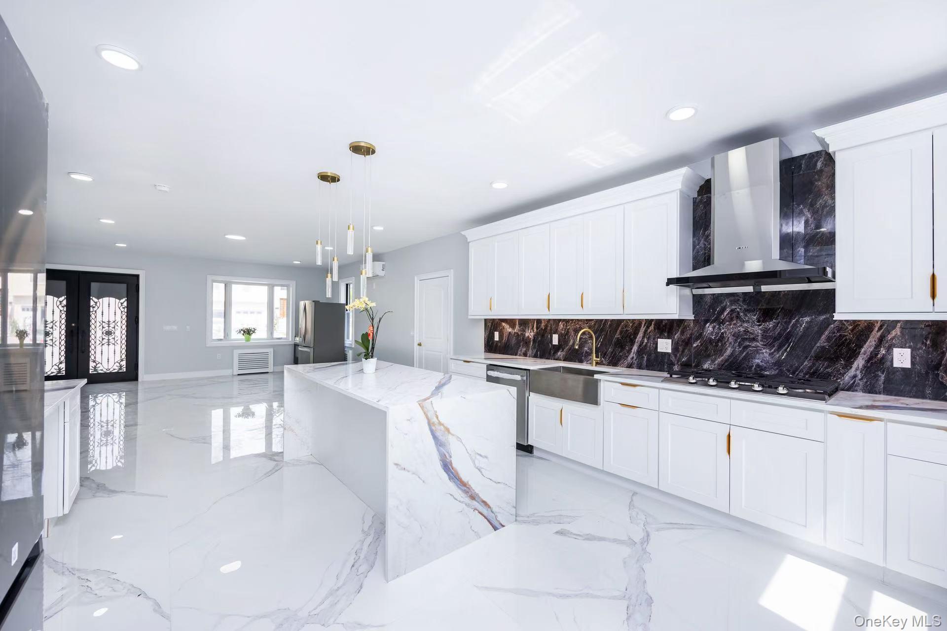 Single Family Genevieve Nassau County, NY 11021, MLS-917885-7