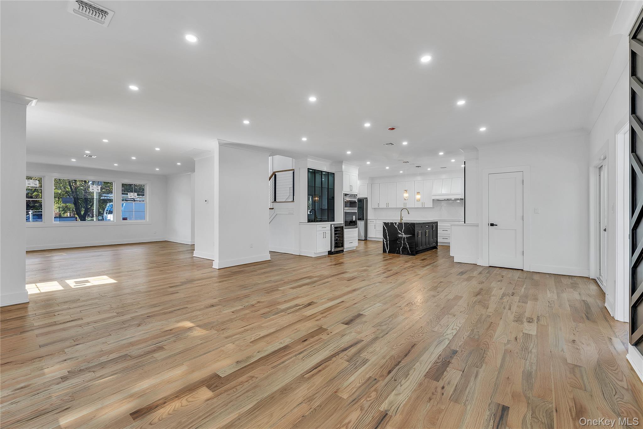 Single Family Carlls Straight Suffolk County, NY 11746, MLS-917892-12