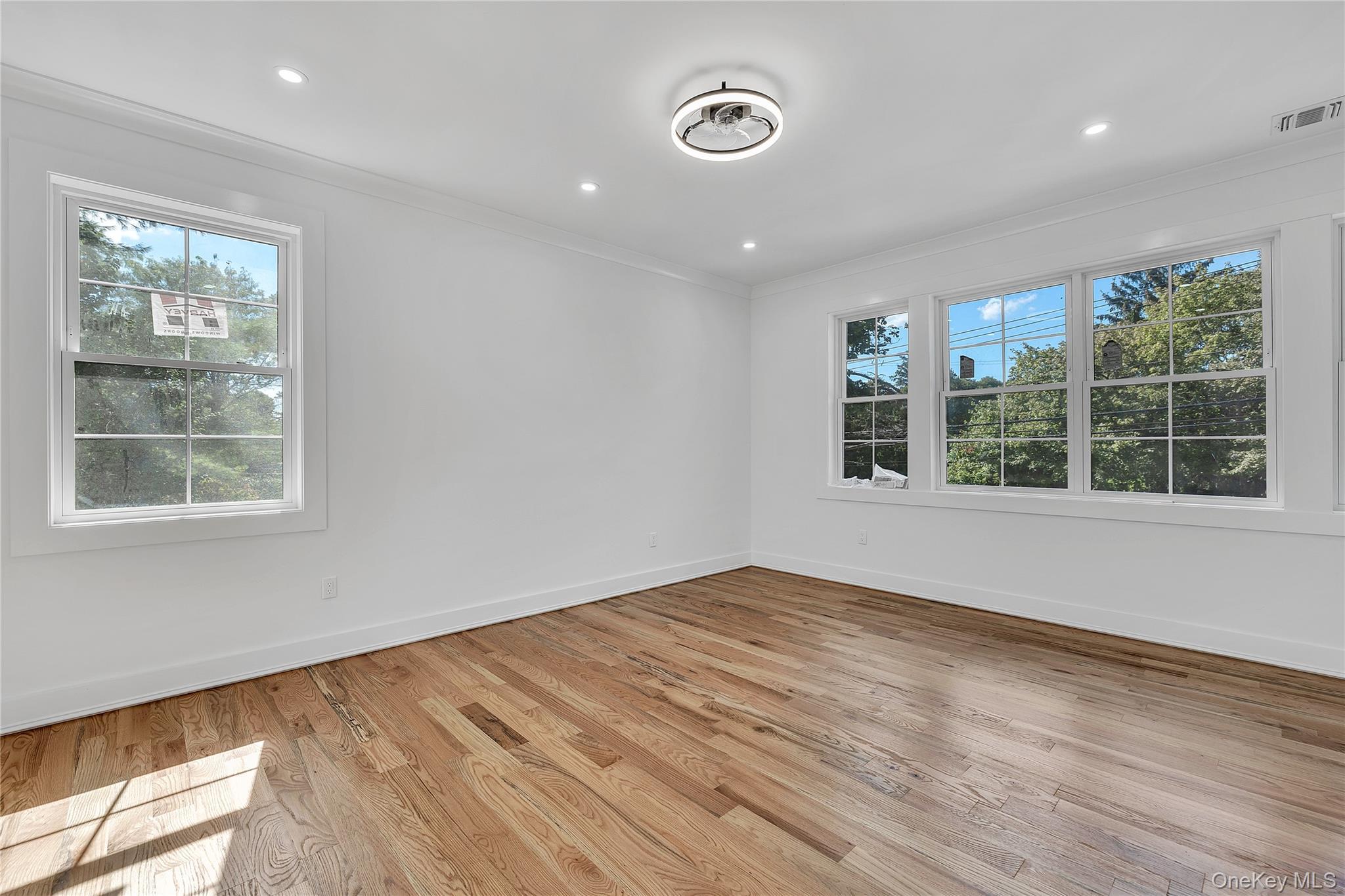 Single Family Carlls Straight Suffolk County, NY 11746, MLS-917892-18