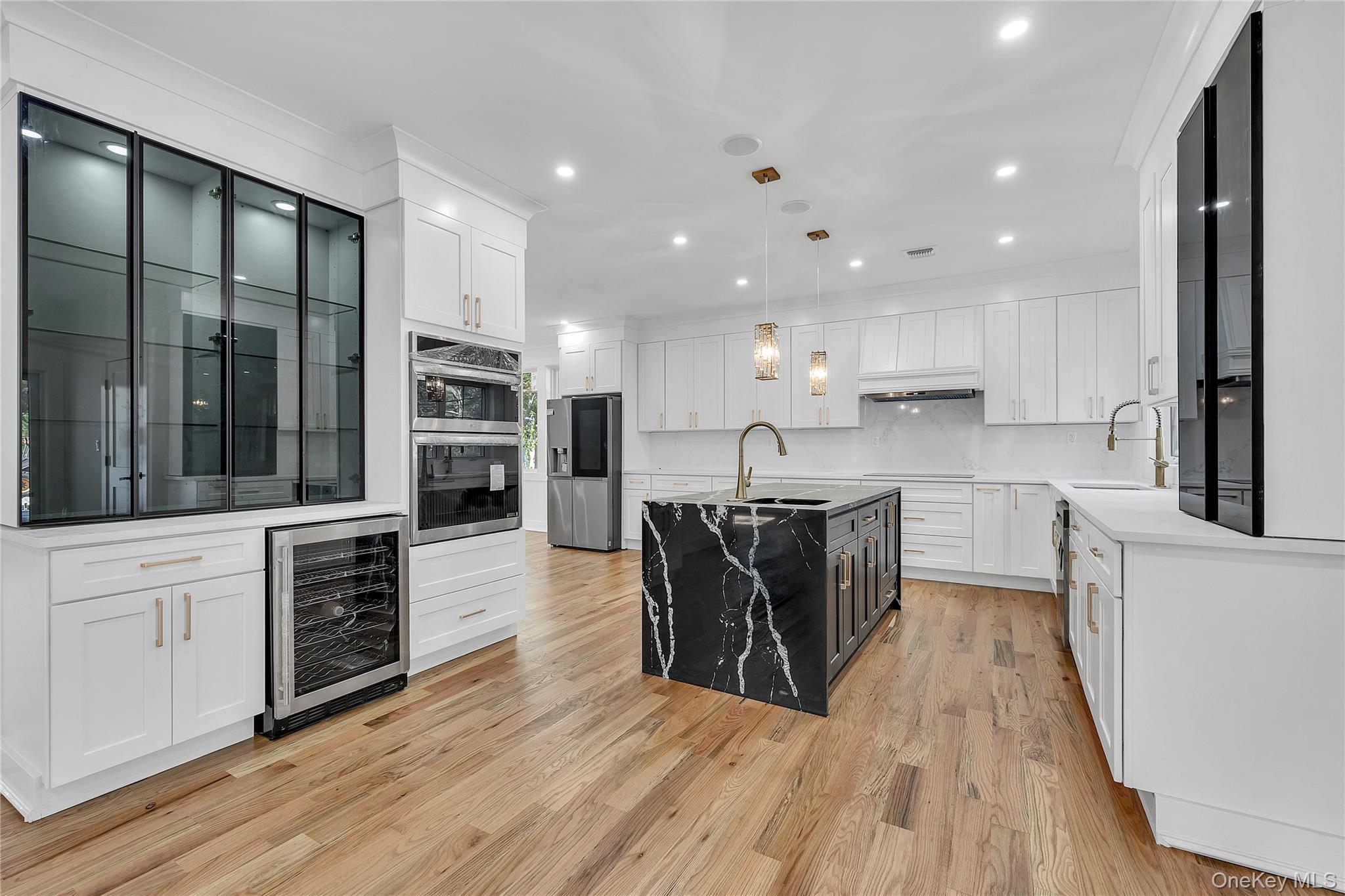 Single Family Carlls Straight Suffolk County, NY 11746, MLS-917892-2