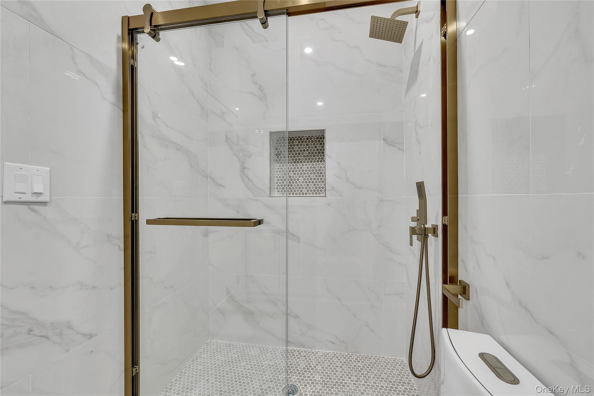 Single Family Carlls Straight Suffolk County, NY 11746, MLS-917892-22