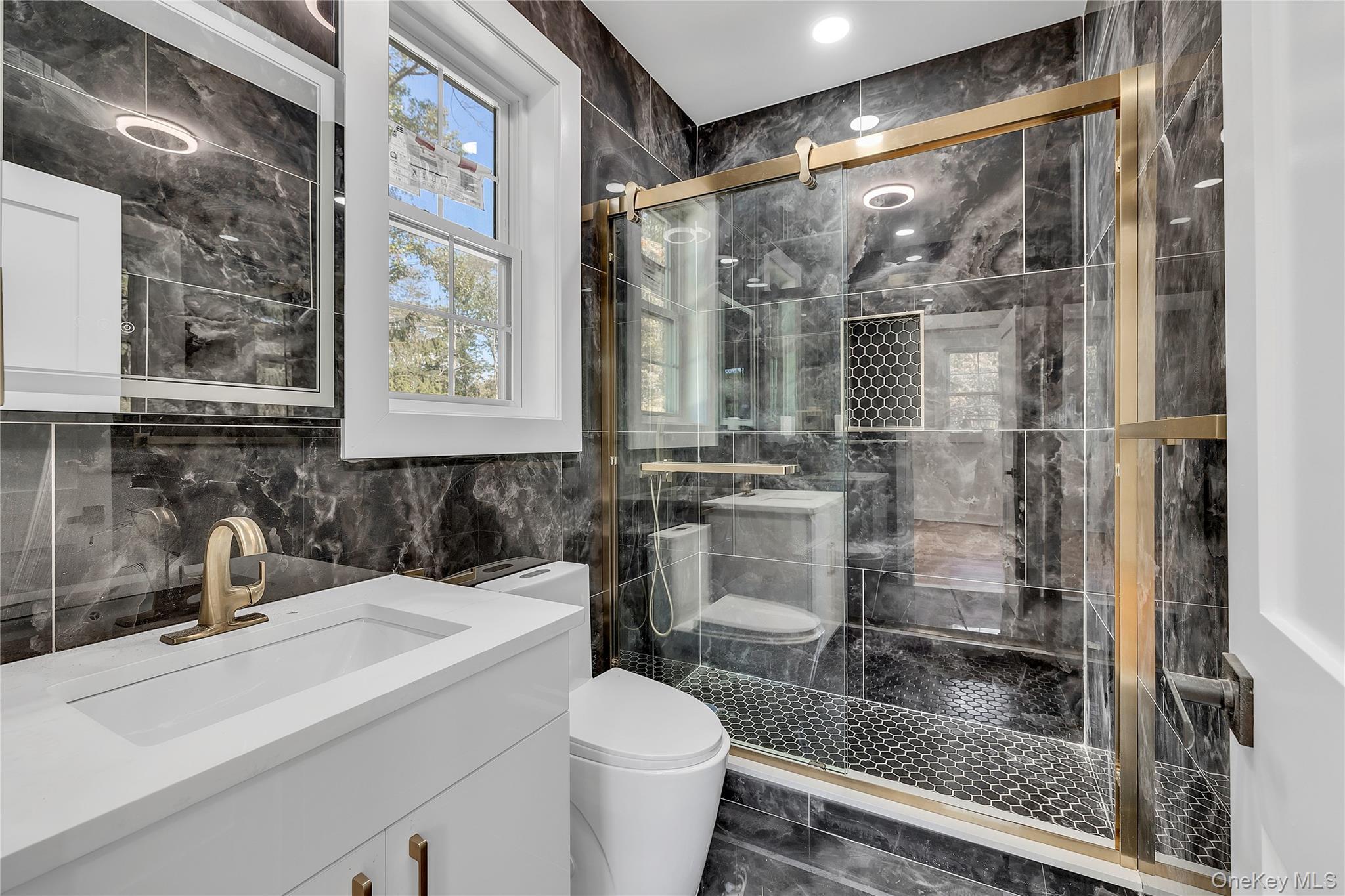 Single Family Carlls Straight Suffolk County, NY 11746, MLS-917892-25