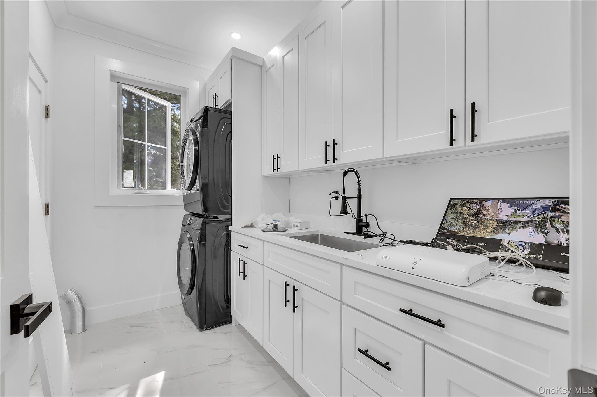 Single Family Carlls Straight Suffolk County, NY 11746, MLS-917892-26