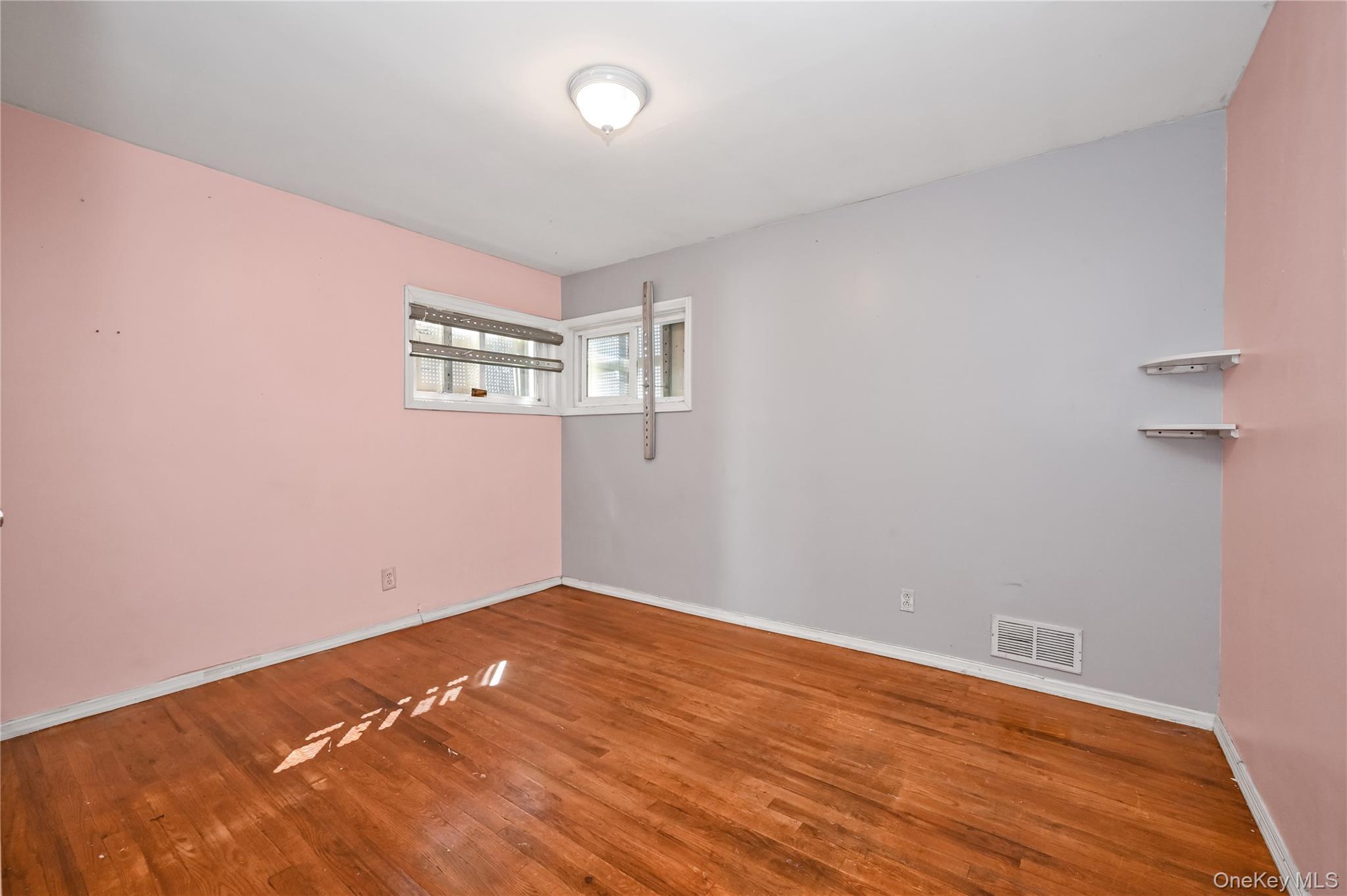 Single Family Amherst Nassau County, NY 11801, MLS-917896-10