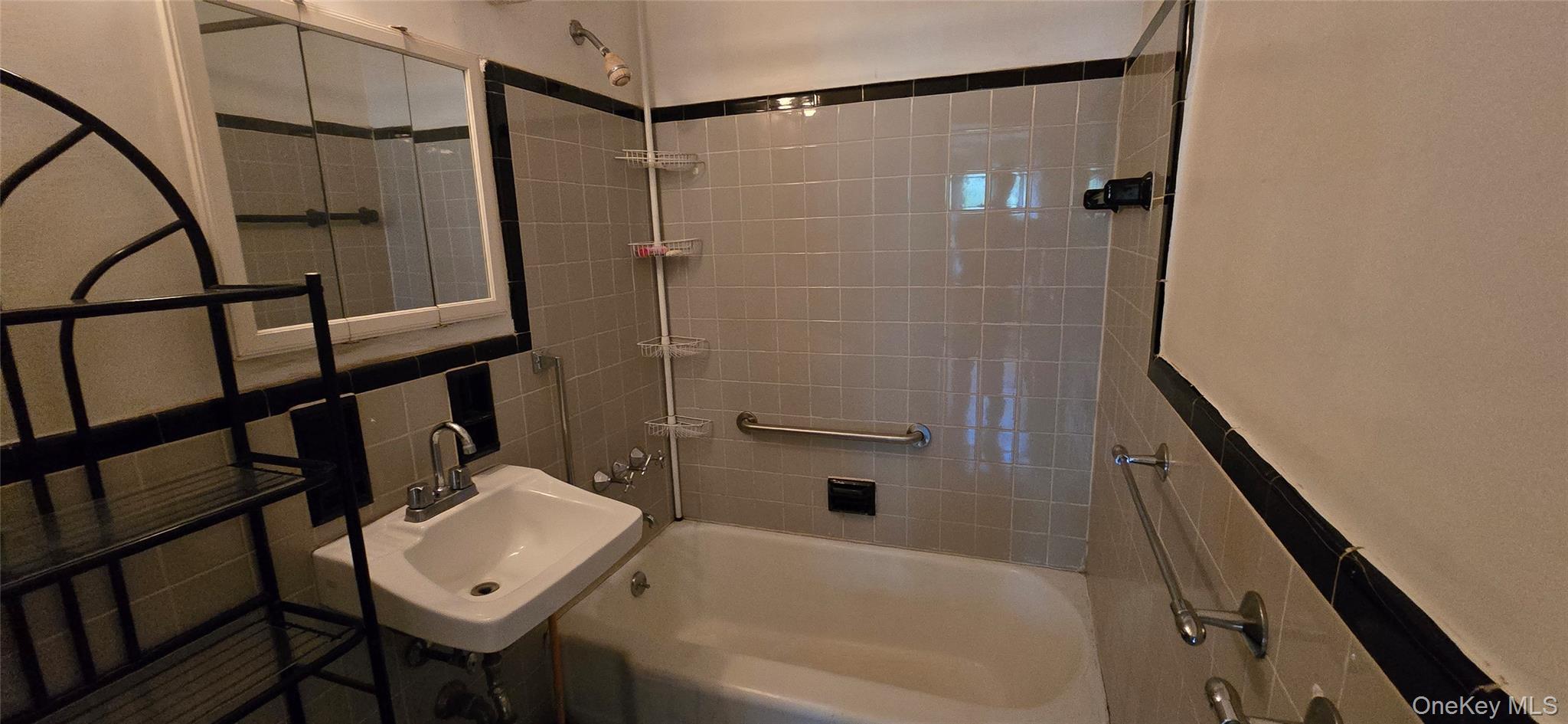 Coop 60th Queens, NY 11373, MLS-917909-19