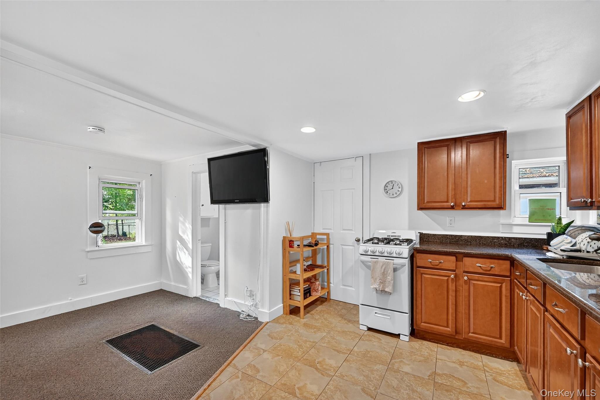 Single Family Grandview Rockland County, NY 10952, MLS-917932-34