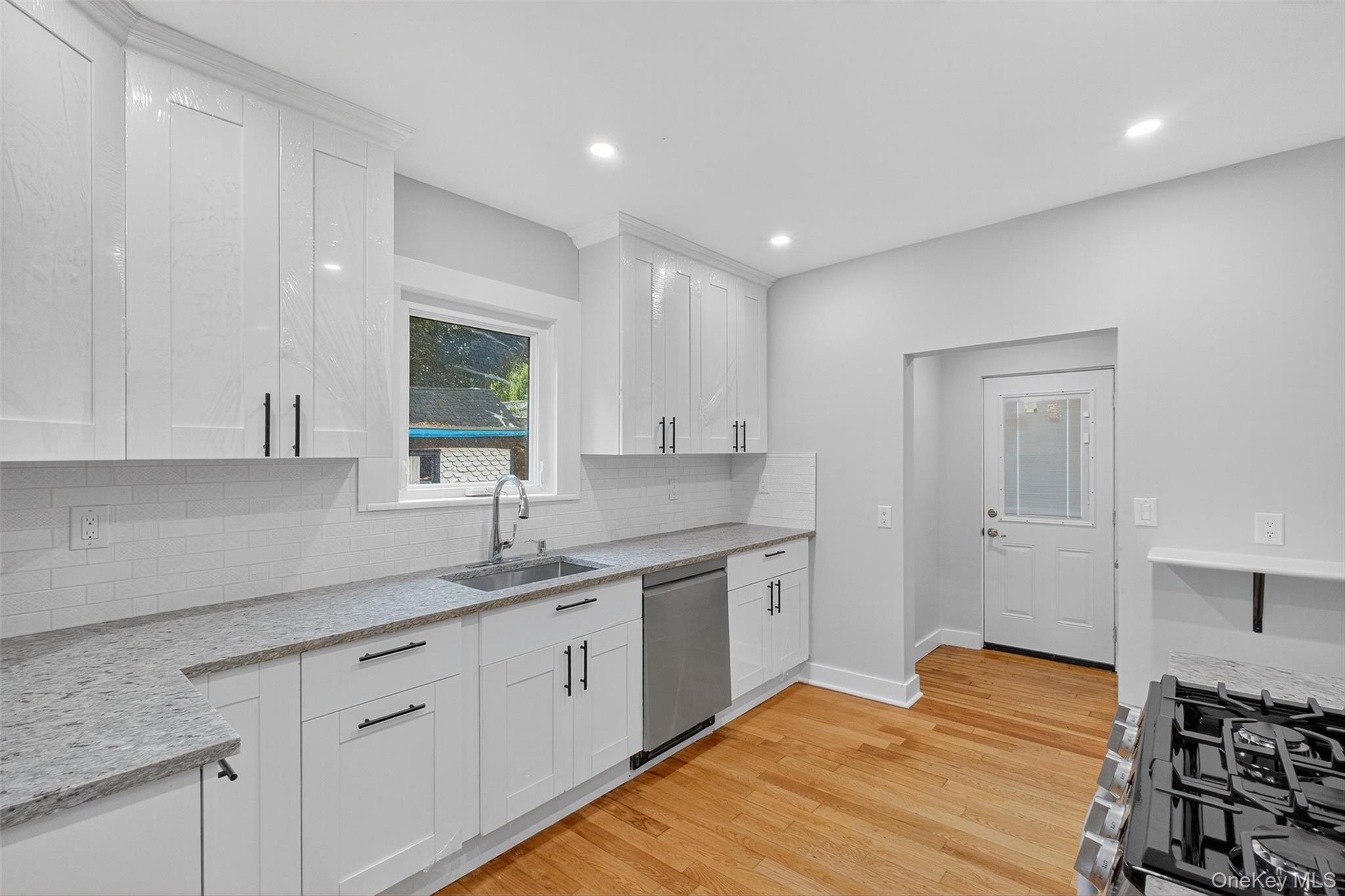 Single Family Spring Valley  Dutchess County, NY 12508, MLS-917944-4