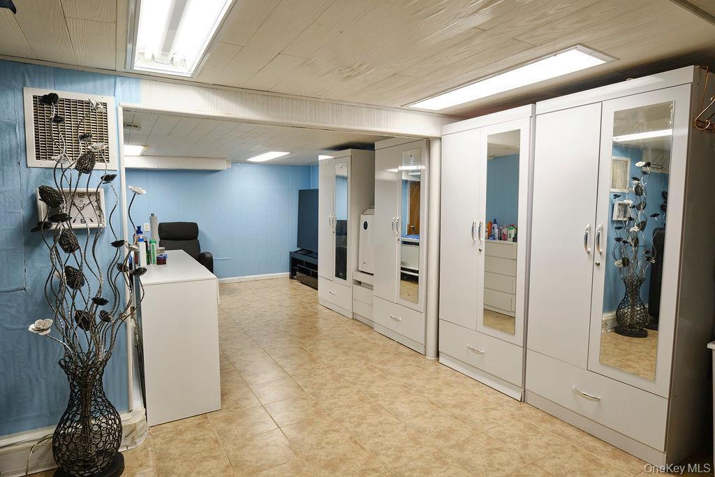 Single Family 87th  Queens, NY 11427, MLS-917950-13