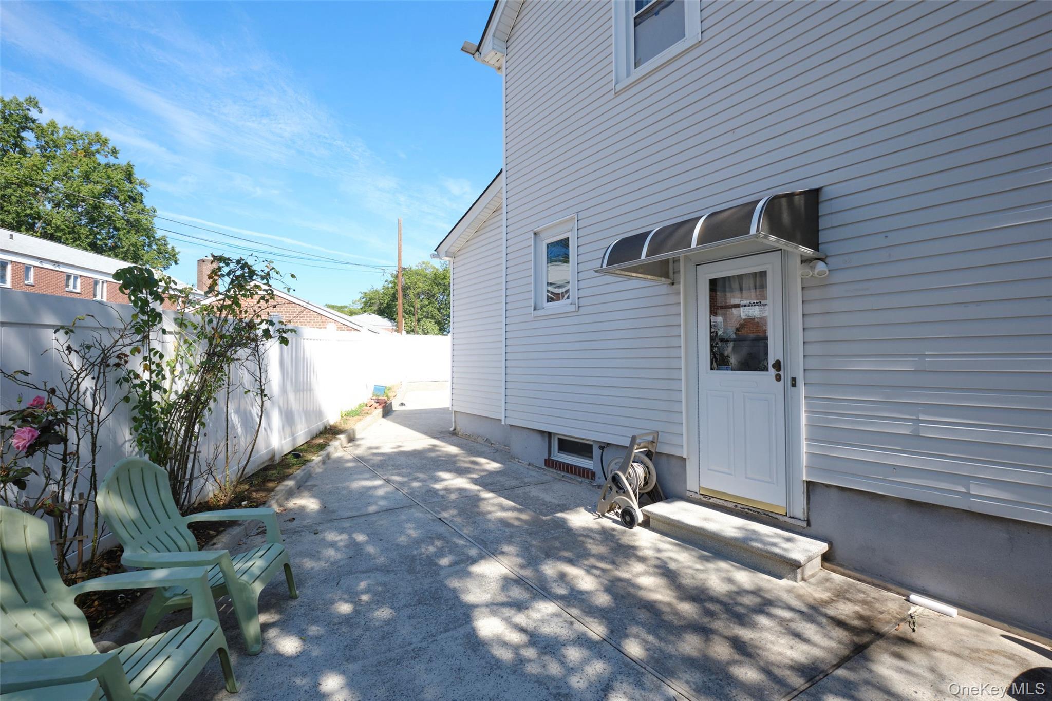 Single Family 87th  Queens, NY 11427, MLS-917950-20