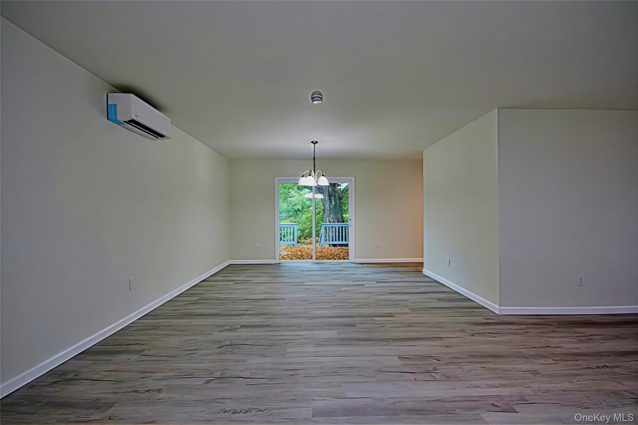 Single Family Bullet Hole  Putnam County, NY 12563, MLS-917965-10