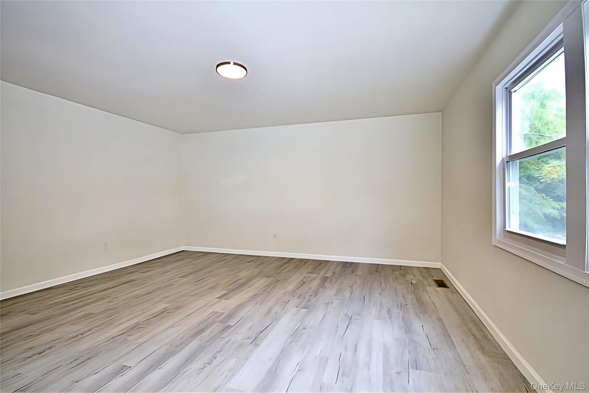 Single Family Bullet Hole  Putnam County, NY 12563, MLS-917965-15