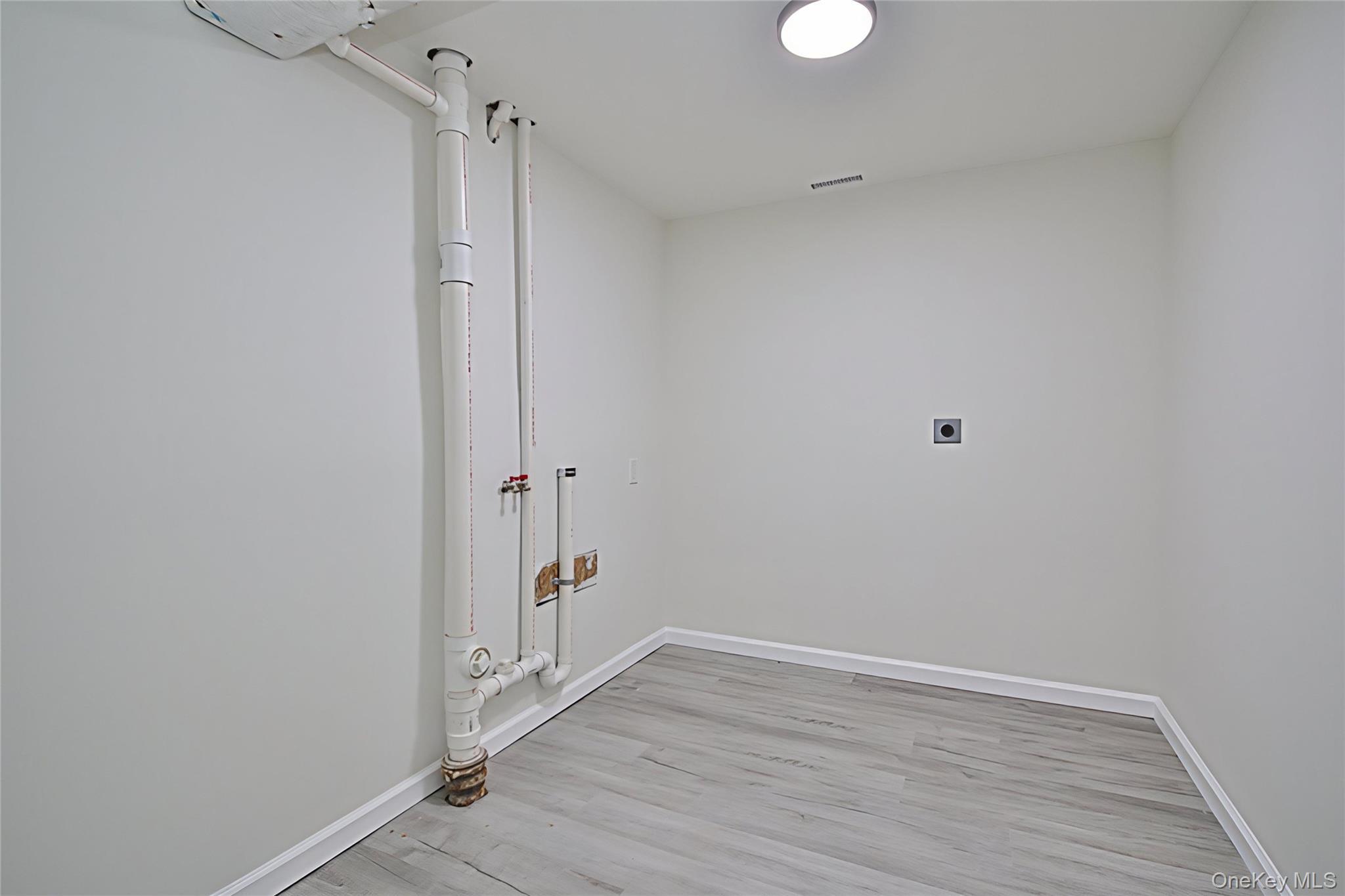 Single Family Bullet Hole  Putnam County, NY 12563, MLS-917965-20