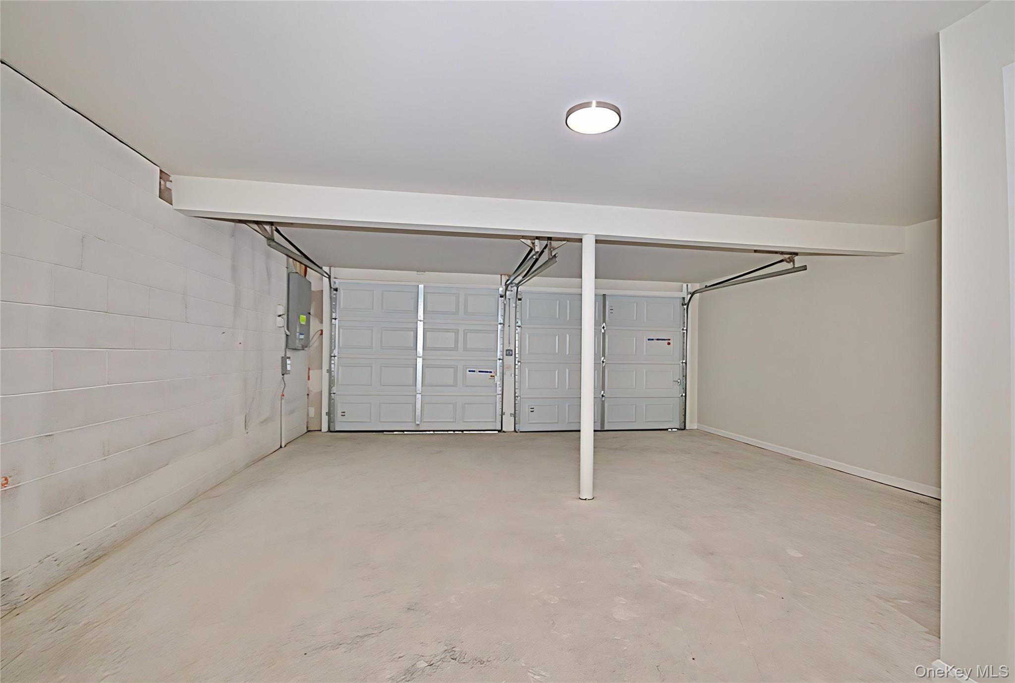 Single Family Bullet Hole  Putnam County, NY 12563, MLS-917965-22