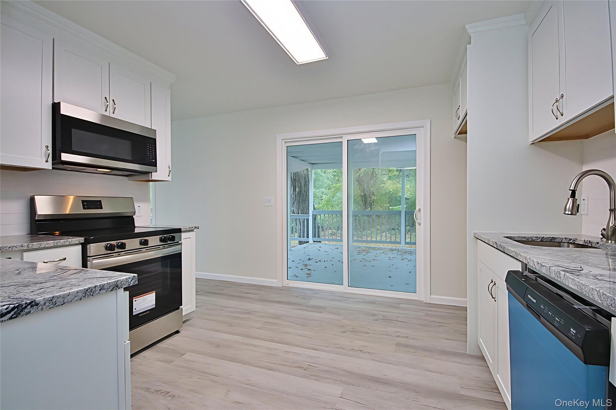 Single Family Bullet Hole  Putnam County, NY 12563, MLS-917965-4