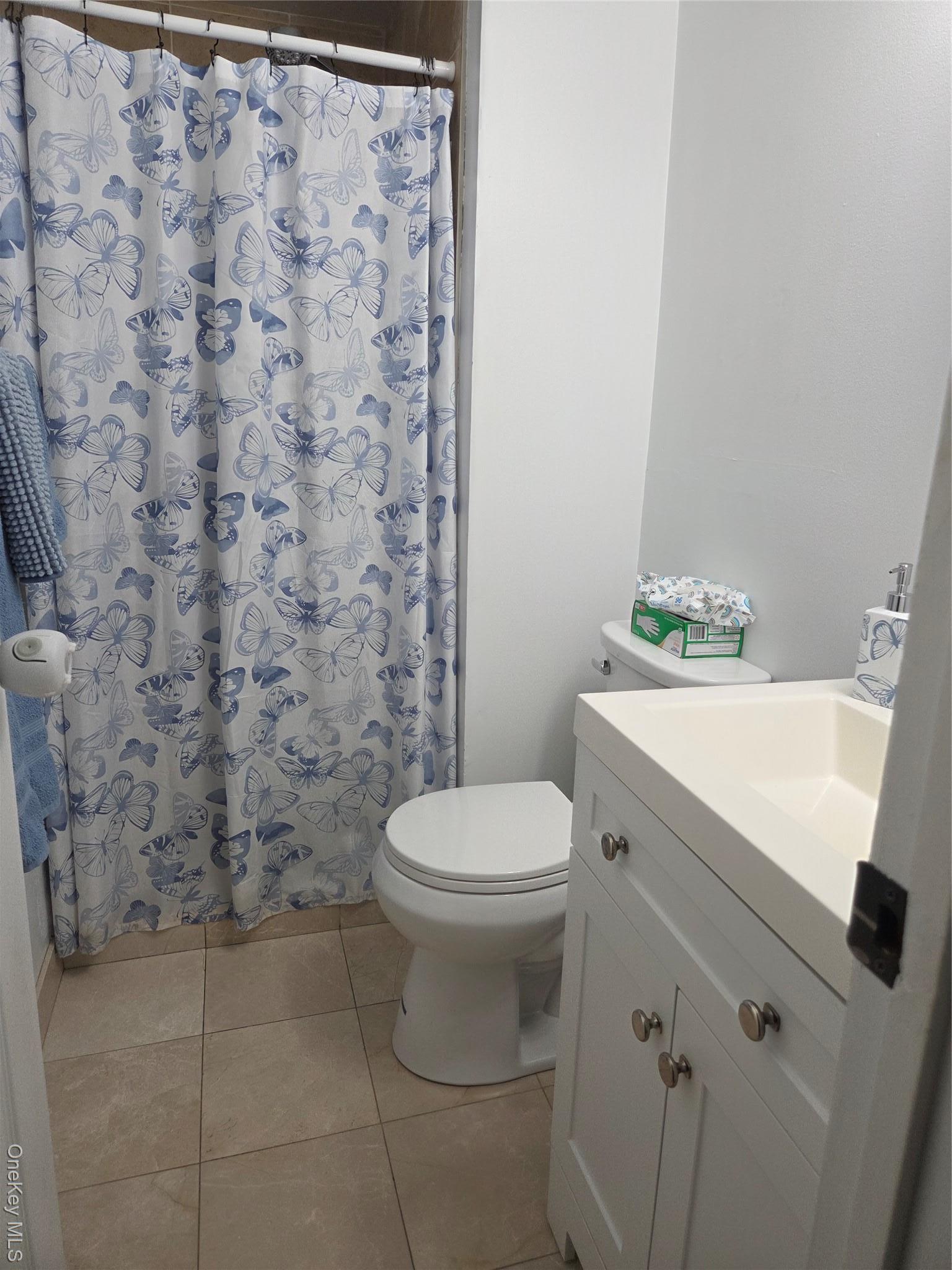 Single Family Drive Suffolk County, NY 11967, MLS-917987-14