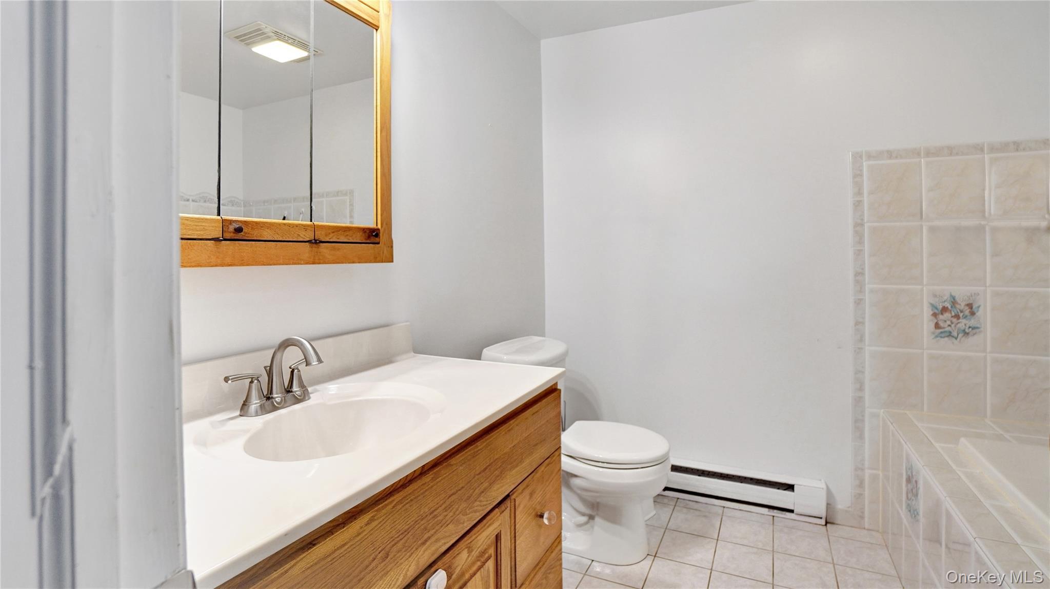 Single Family Drive Suffolk County, NY 11967, MLS-917987-26