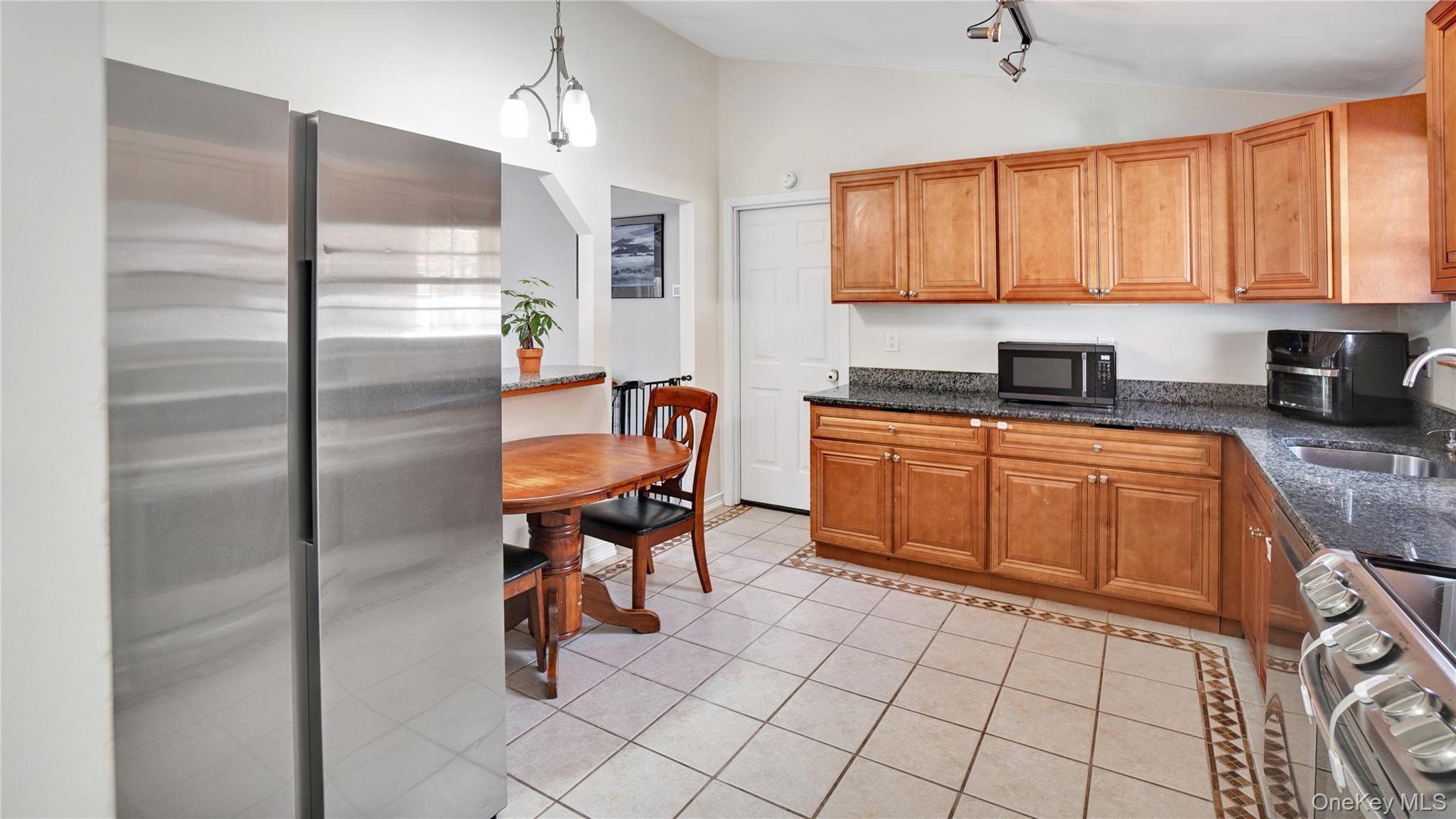 Single Family Drive Suffolk County, NY 11967, MLS-917987-4