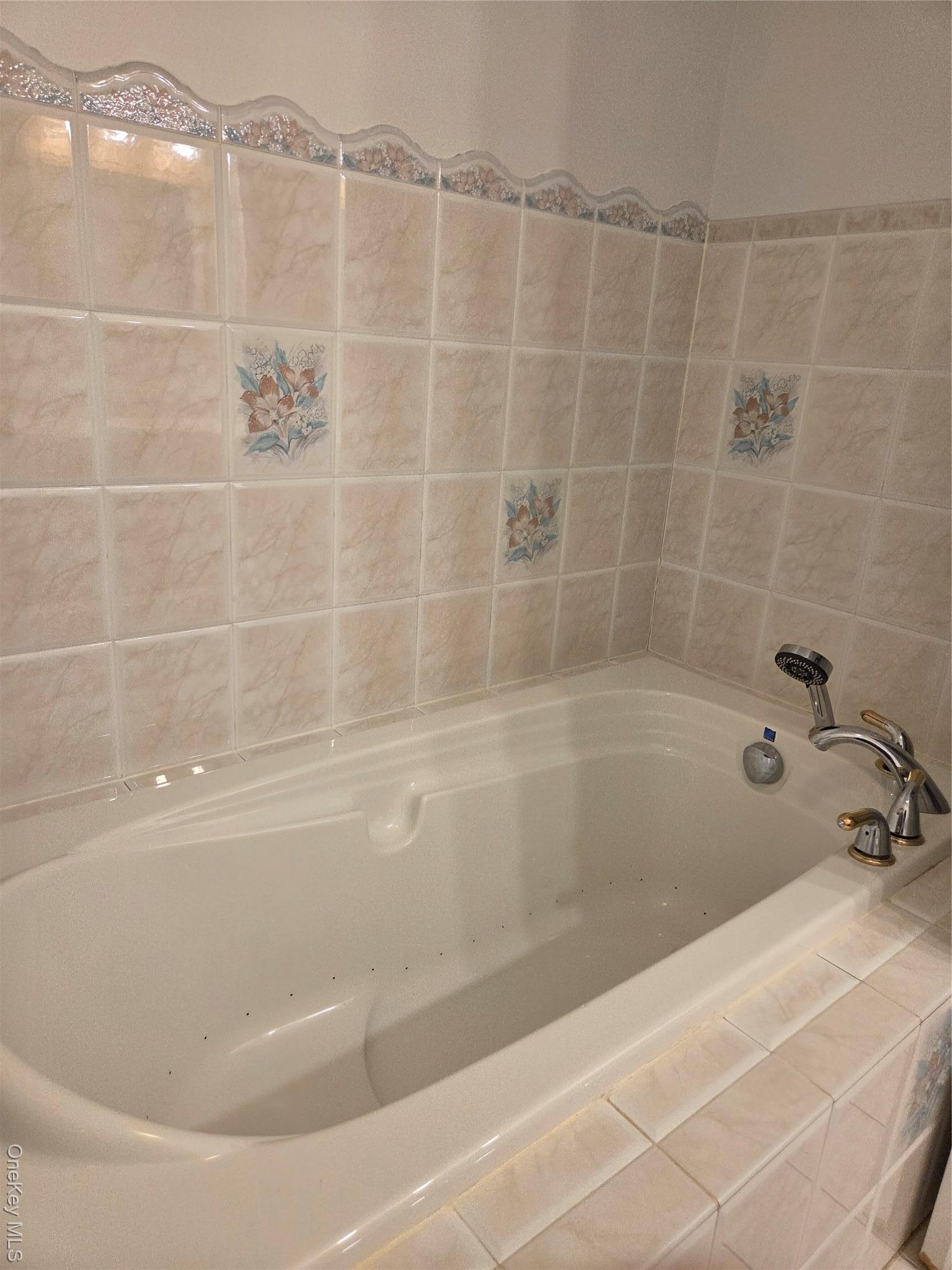 Single Family Drive Suffolk County, NY 11967, MLS-917987-9