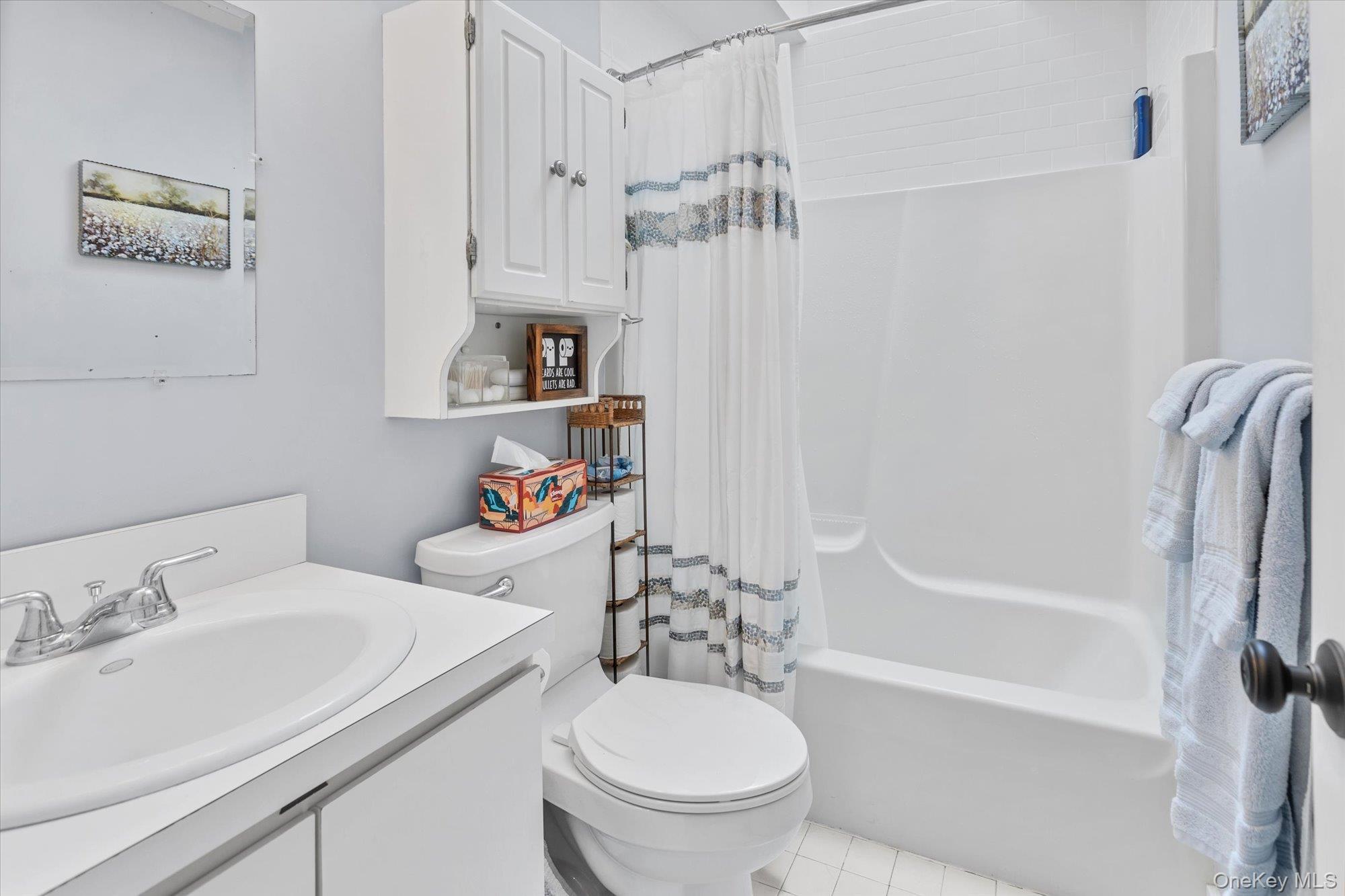 Single Family Eileen Suffolk County, NY 11947, MLS-917992-14