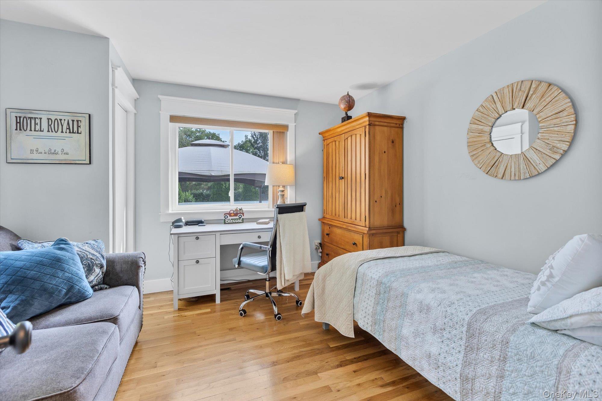 Single Family Eileen Suffolk County, NY 11947, MLS-917992-16