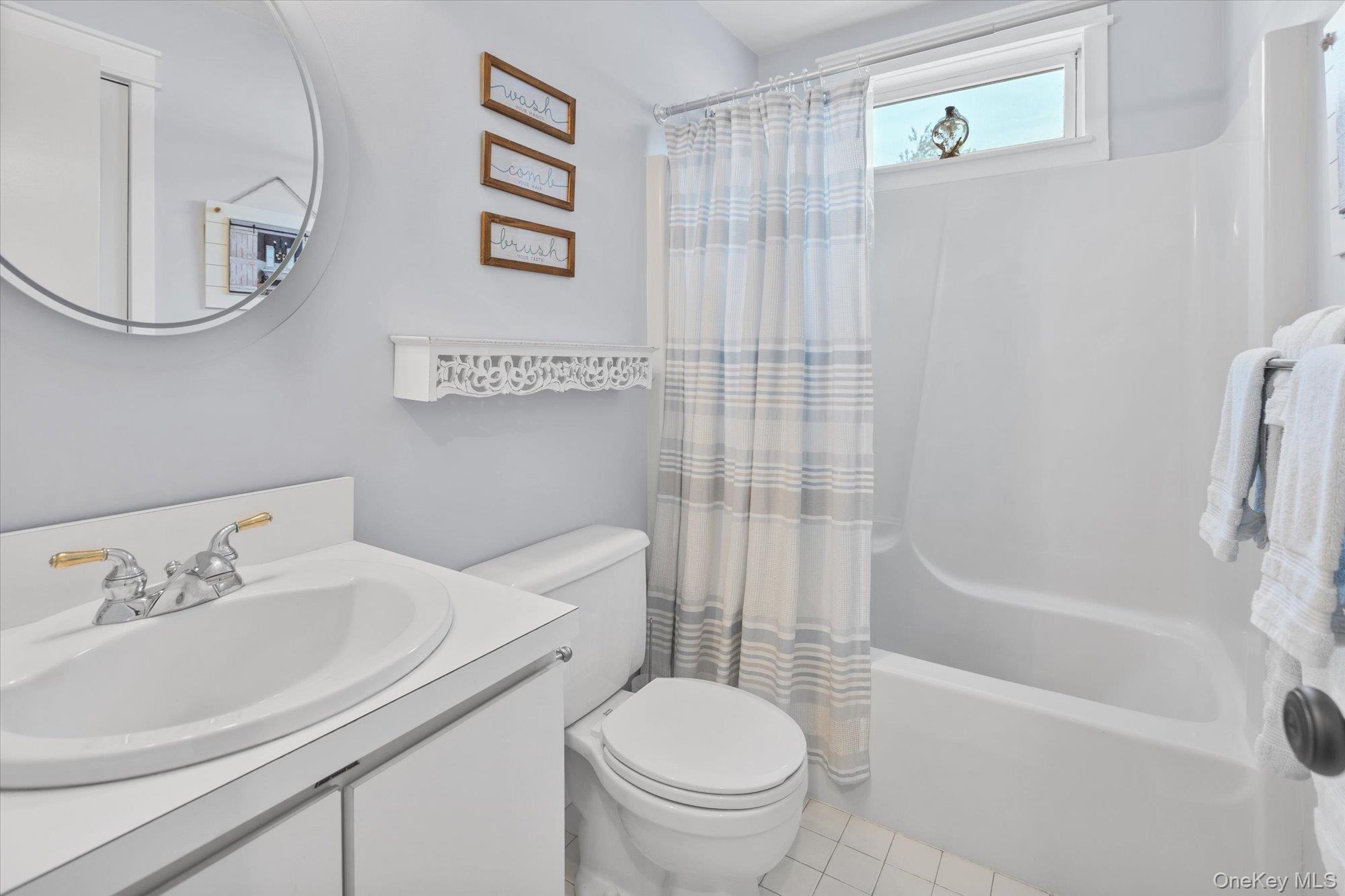 Single Family Eileen Suffolk County, NY 11947, MLS-917992-17