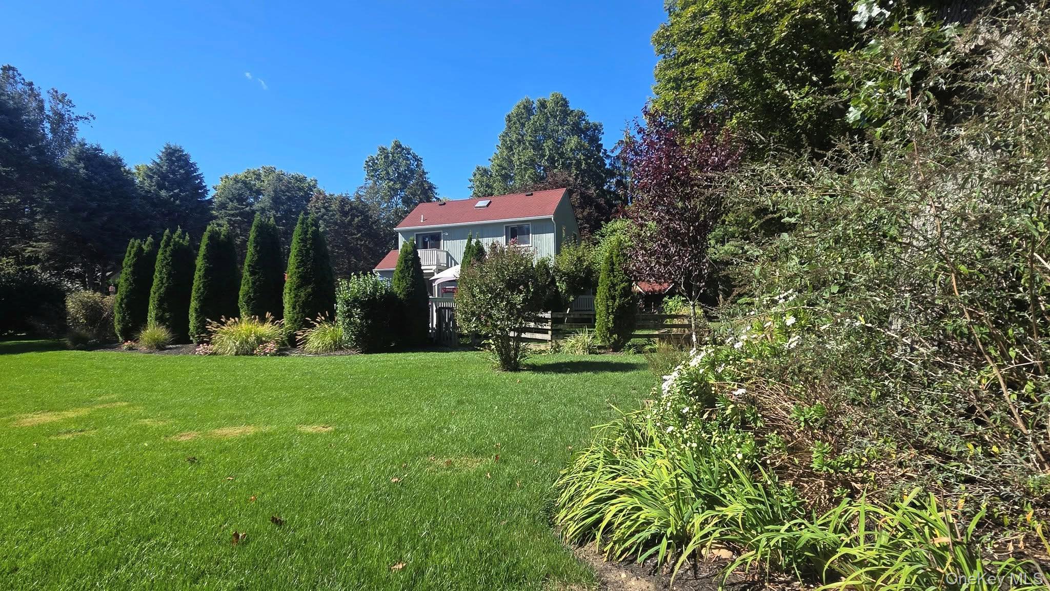 Single Family Eileen Suffolk County, NY 11947, MLS-917992-22