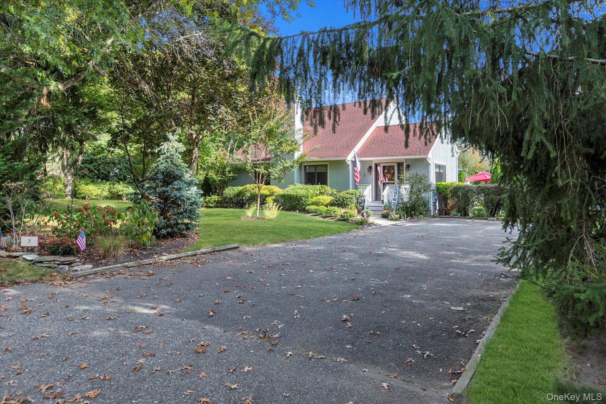 Single Family Eileen Suffolk County, NY 11947, MLS-917992-3