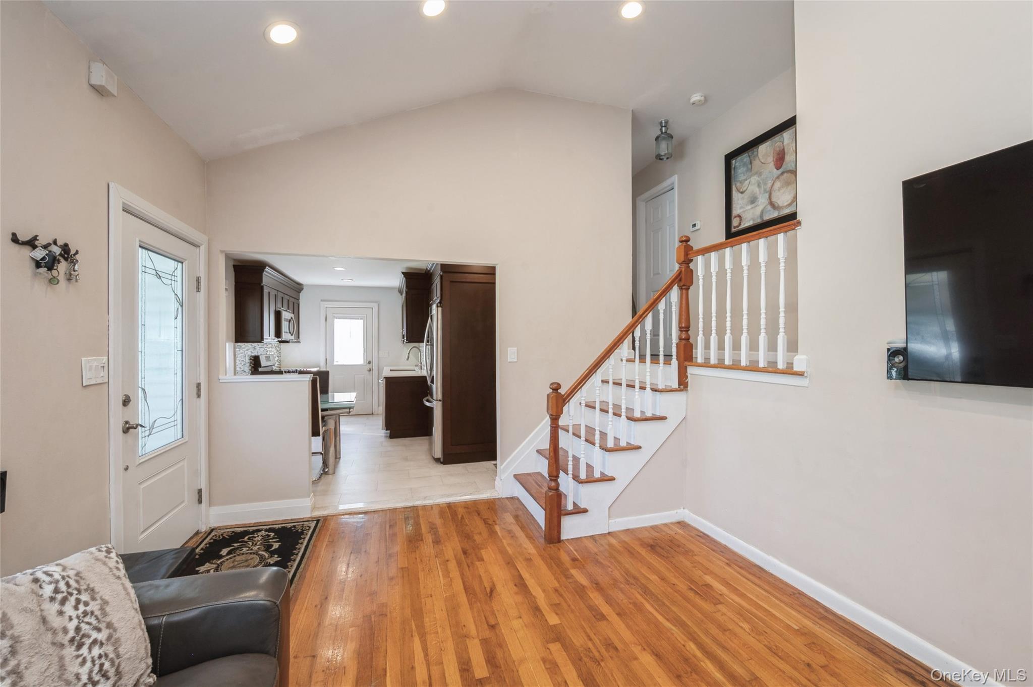 Single Family Lois  Nassau County, NY 11735, MLS-917998-12